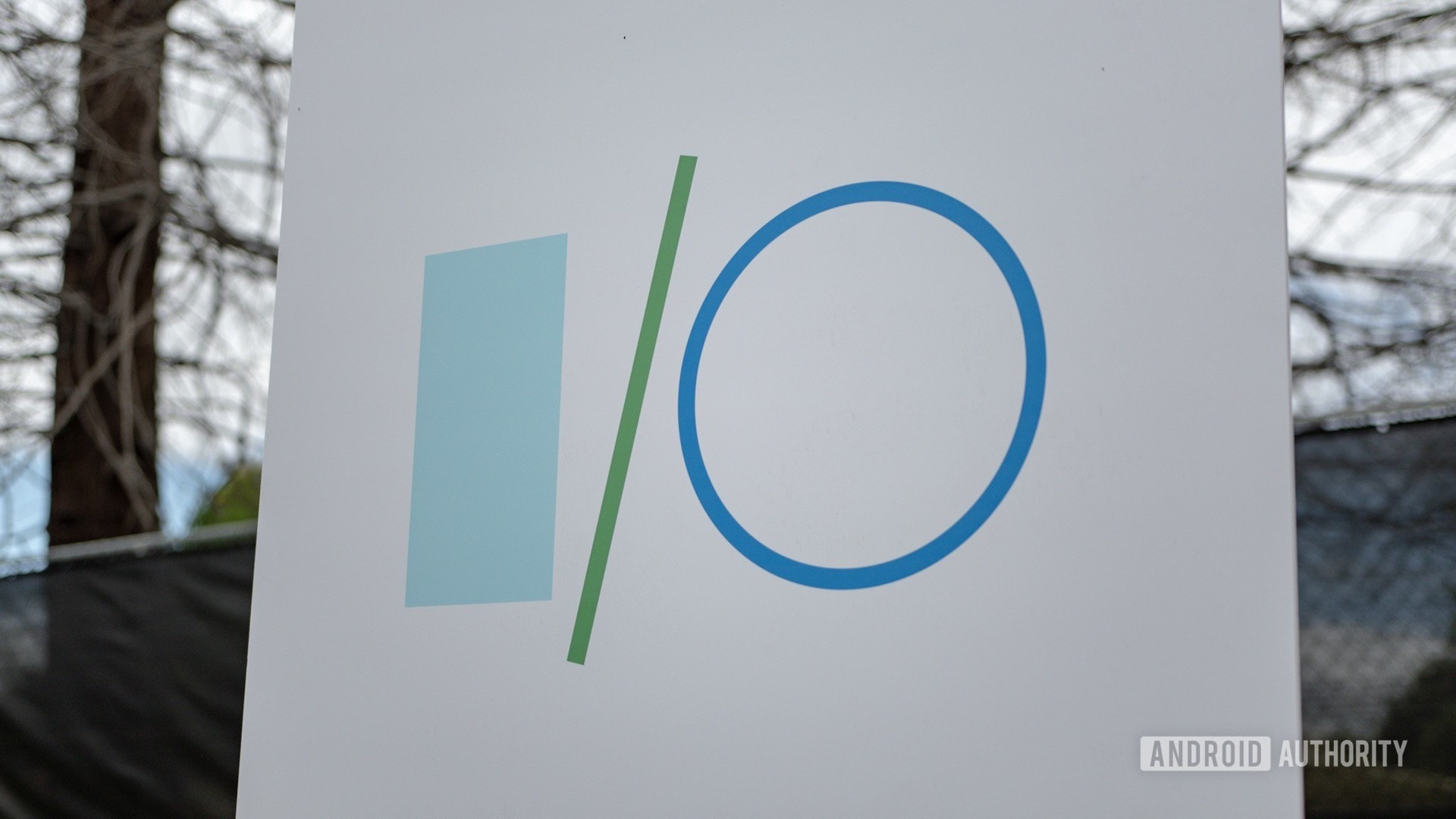 Google I/O 2019 Logo Sign