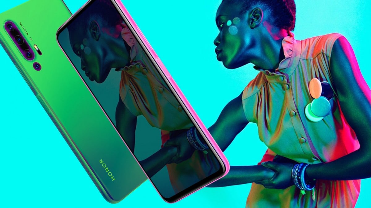 A leaked promotional image of the HONOR 20 Pro.