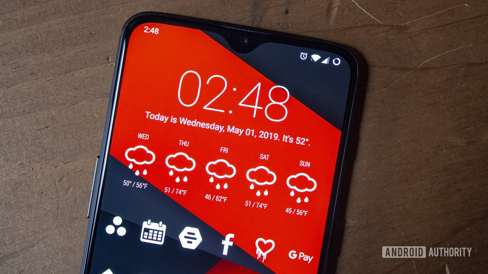 OnePlus 6T display with custom widget 