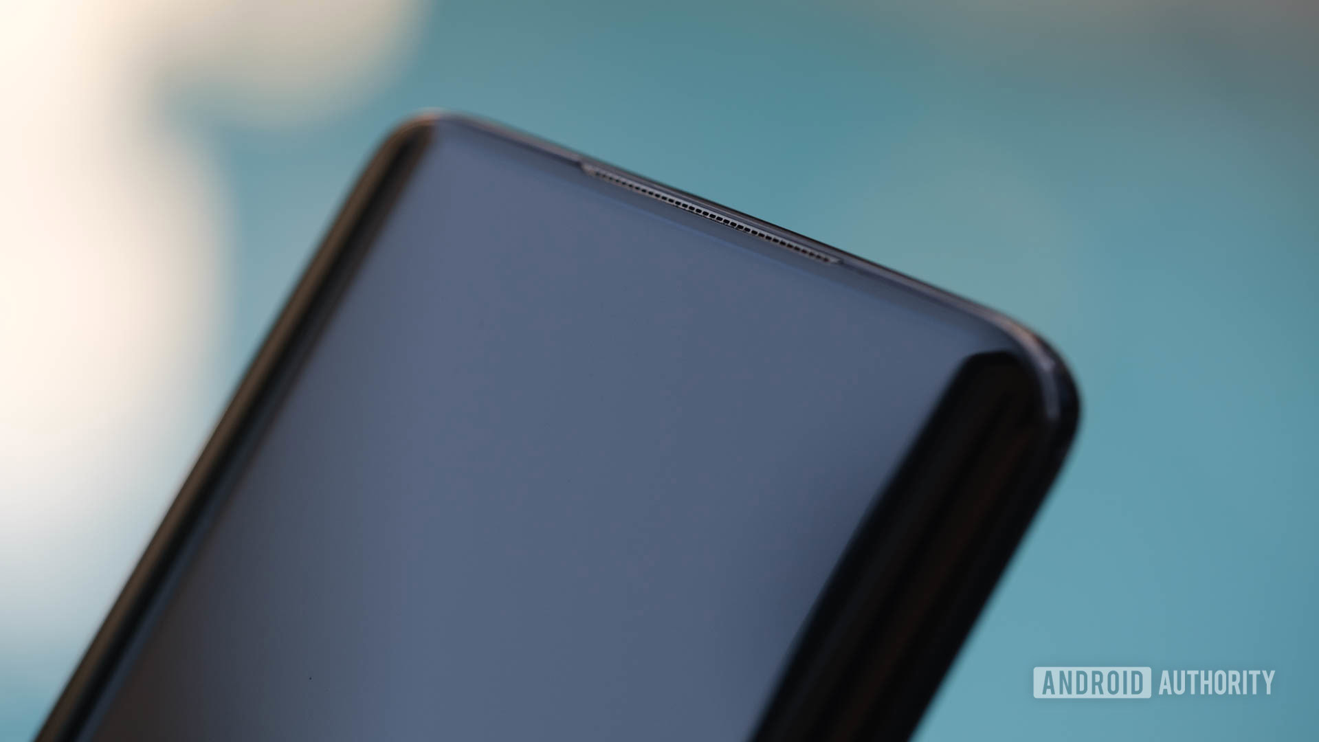 OnePlus 7 Pro speaker grill