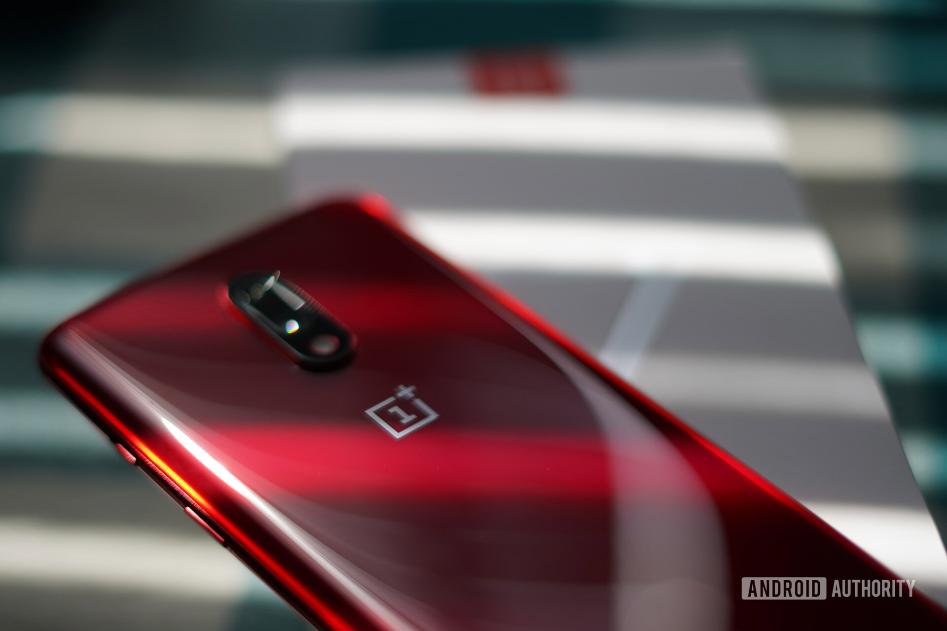 OnePlus 7 lying on box