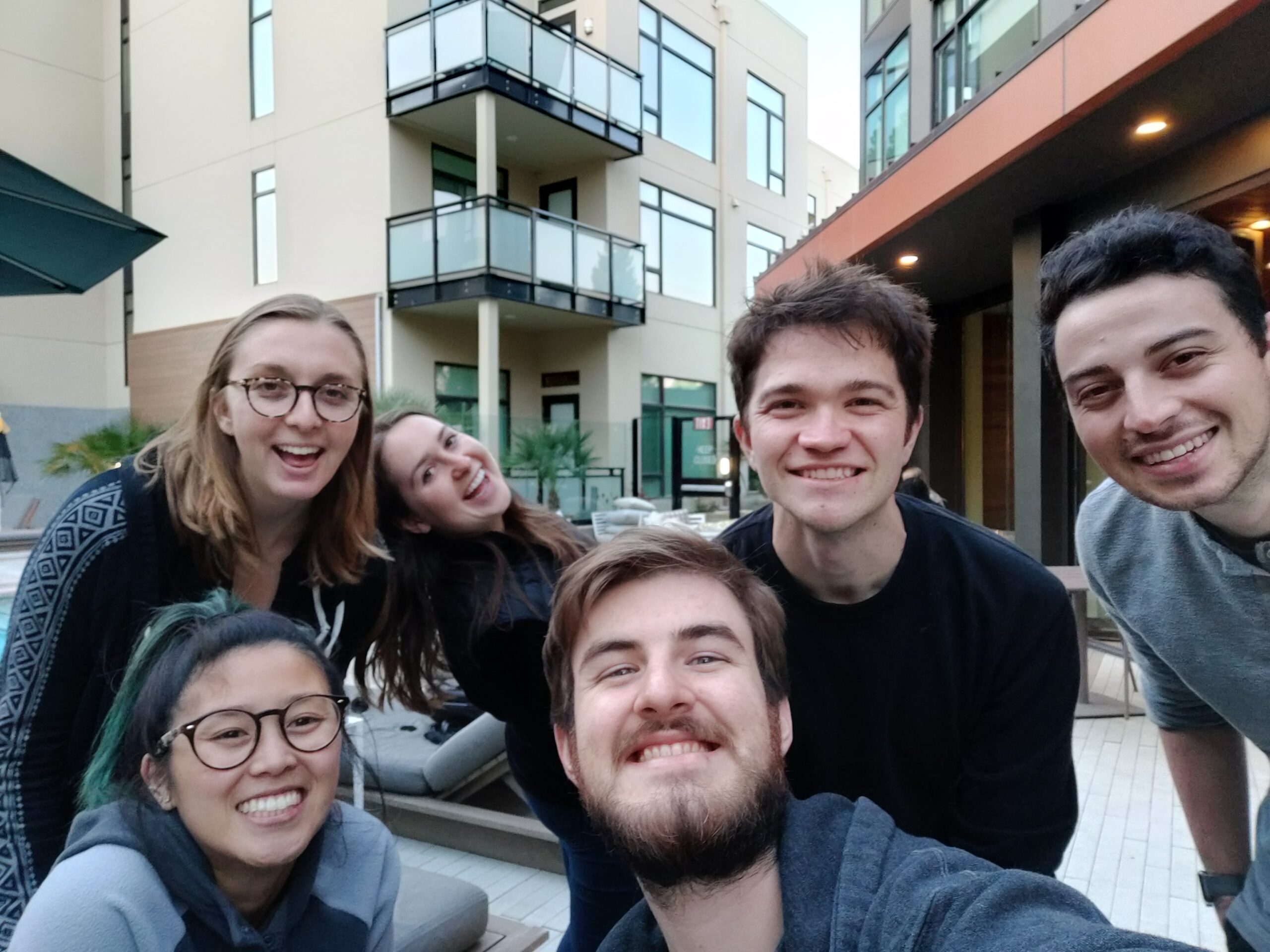 OnePlus 7 sample photo group selife