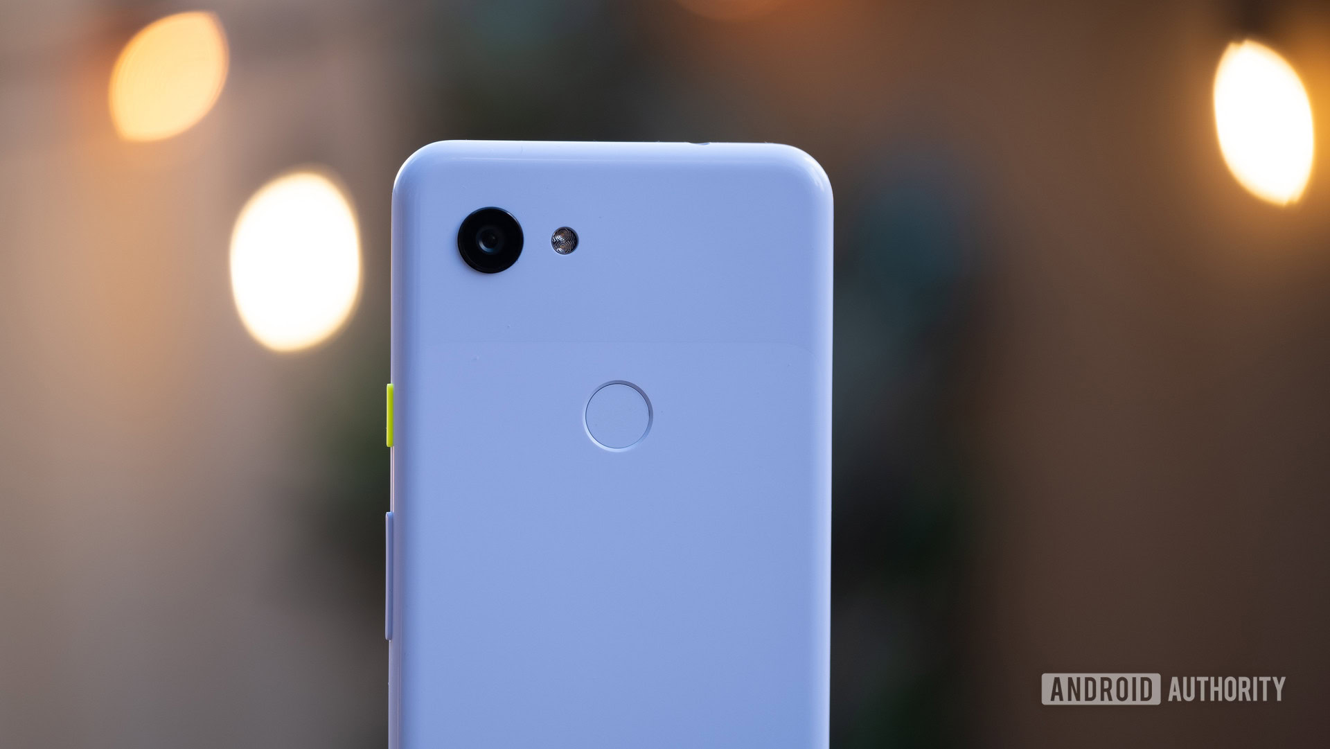 Pixel 3a back side macro