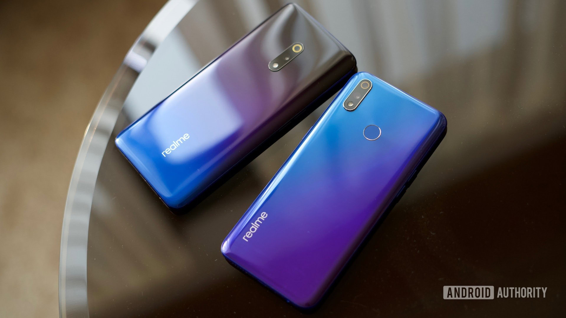 realme X vs realme X Lite -back of the phone