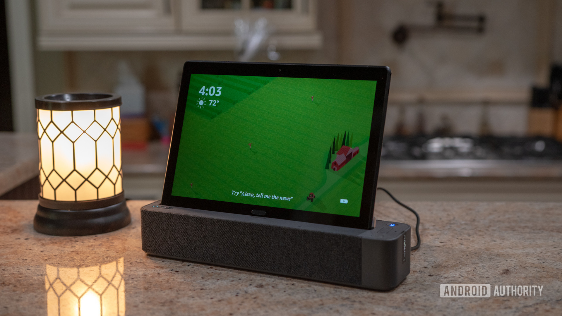 Lenovo Smart Tab P10 Docked Green Screen