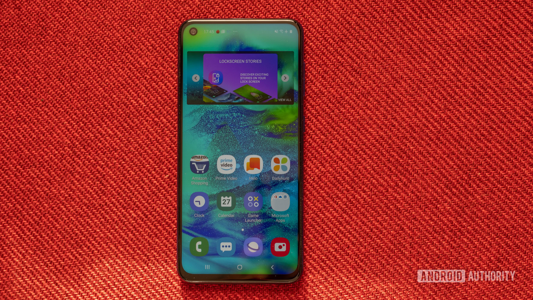 Galaxy M40 front display