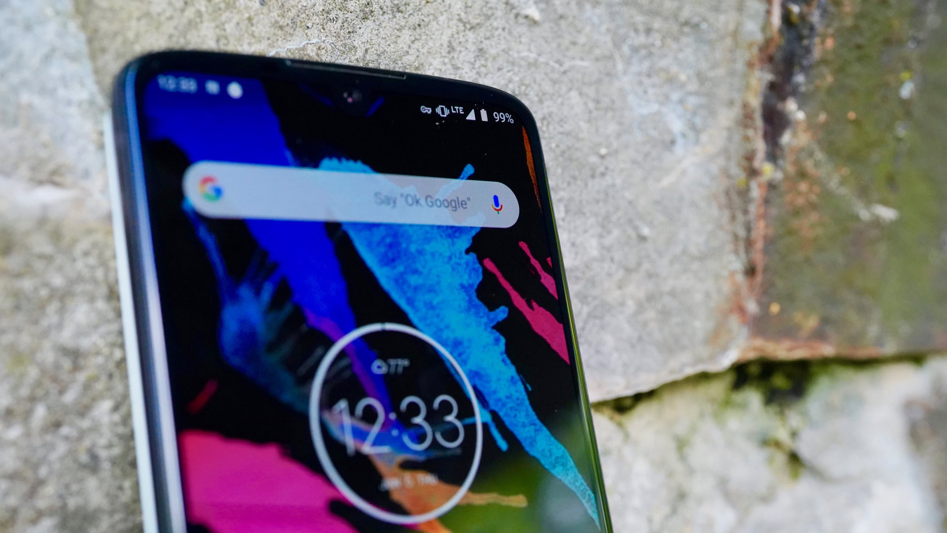 Motorola Moto Z4 review hidden notch