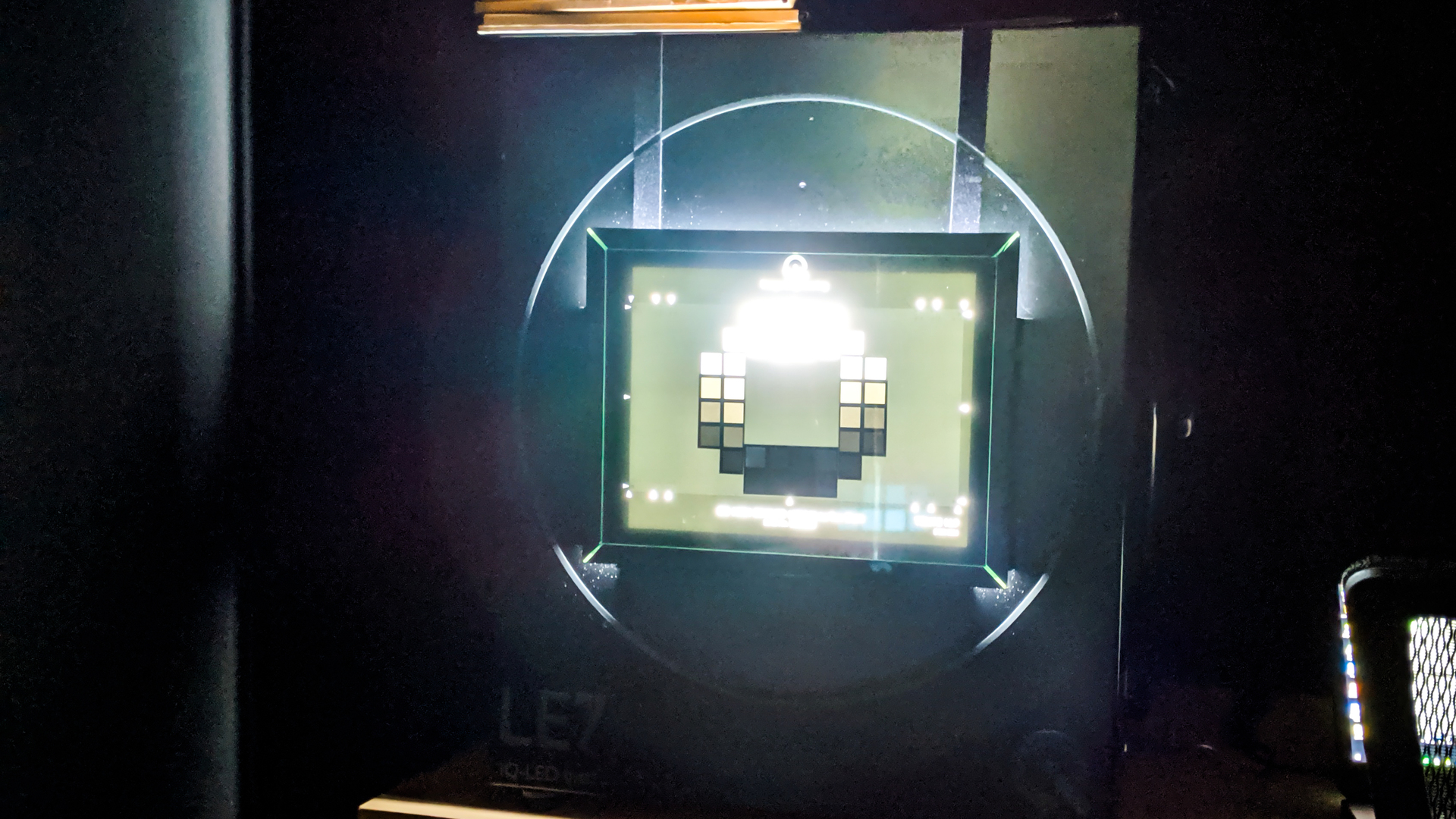 OnePlus Camera Lab - transmissive light noise 