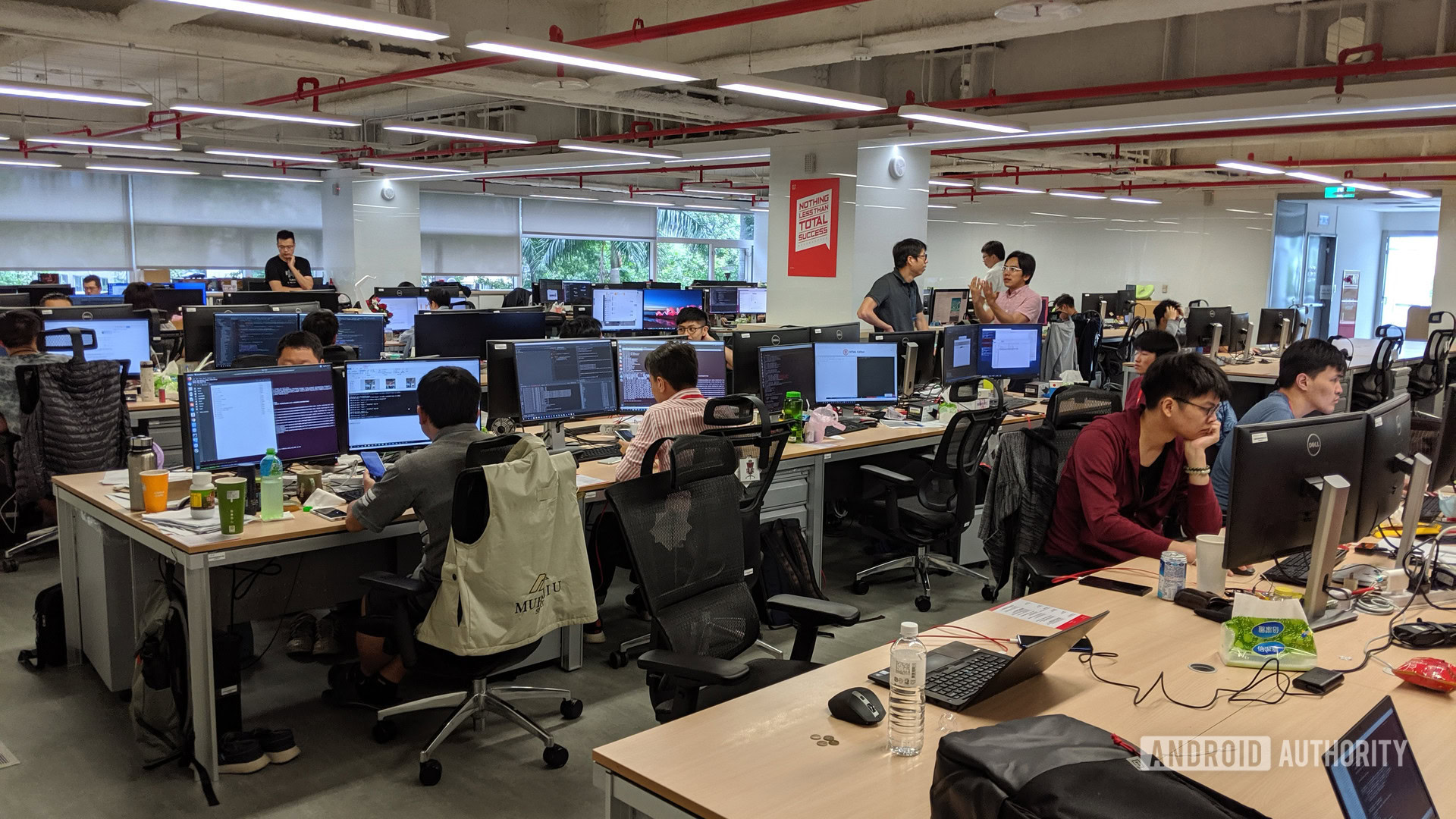 OnePlus Camera Lab - engineers at work