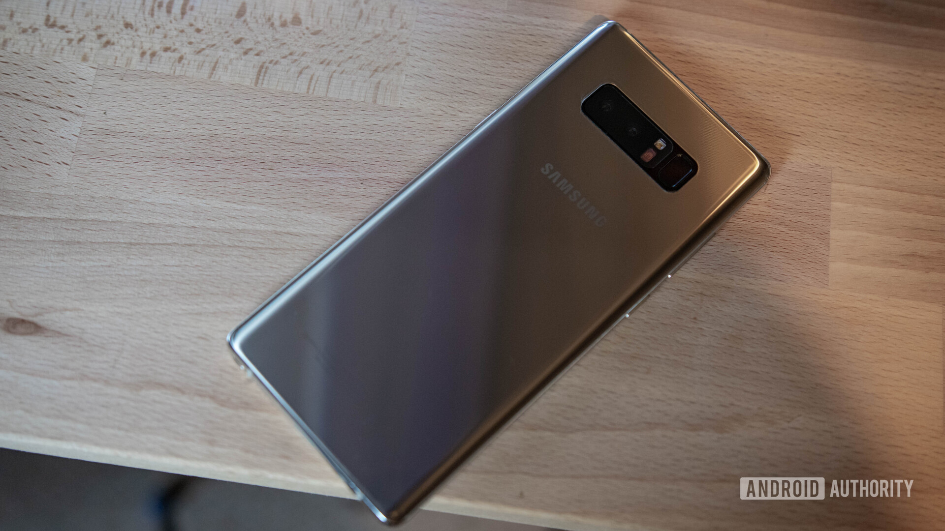 Samsung Galaxy Note 8 Rear casing gold color