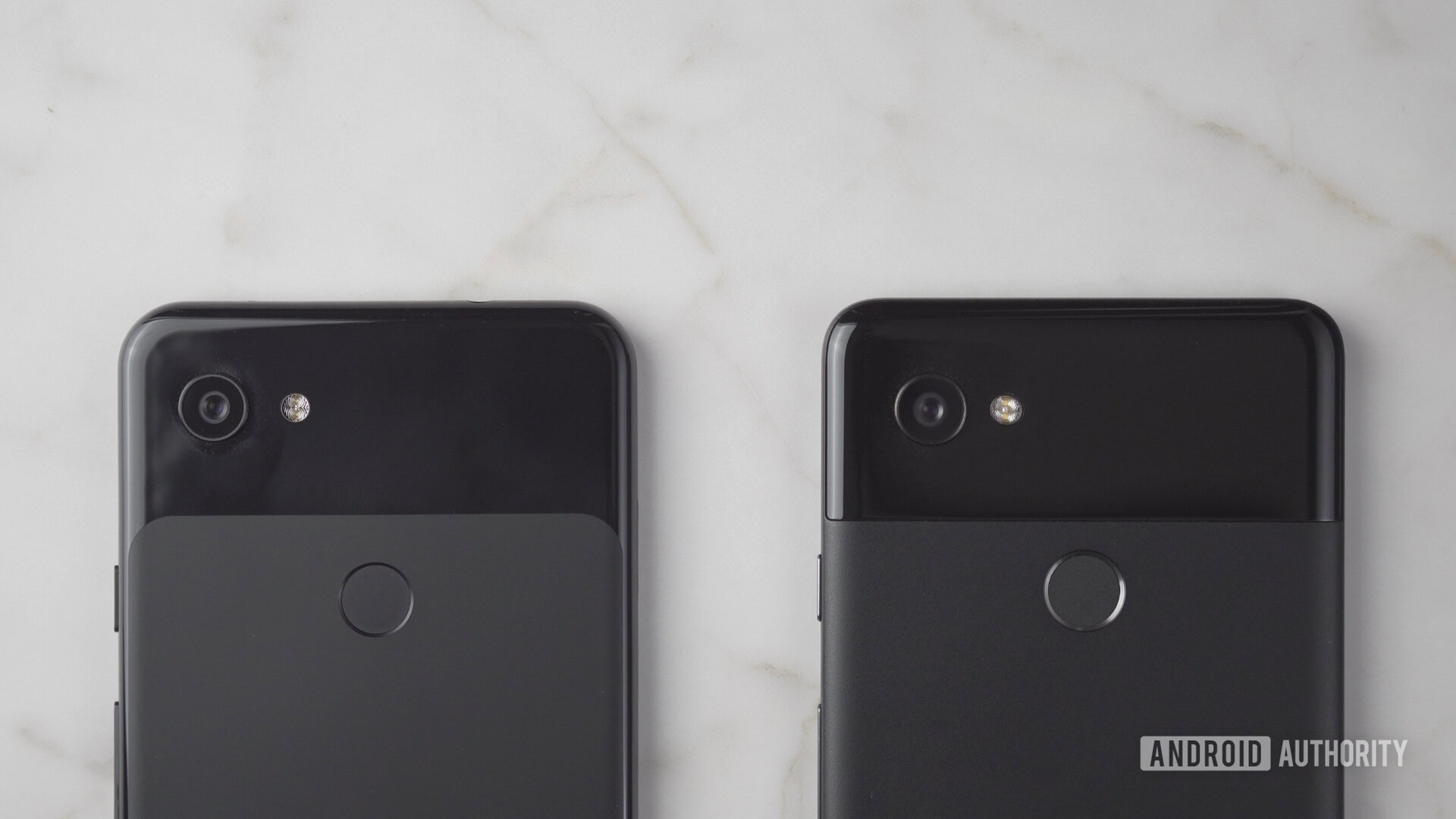 Pixel 3a XL vs 3 XL top down