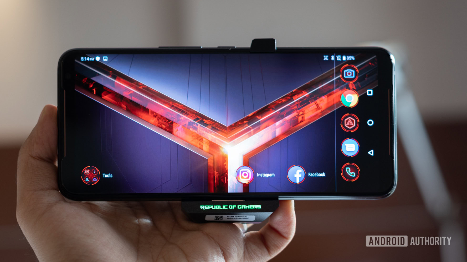 ASUS ROG Phone 2 display with air cooler