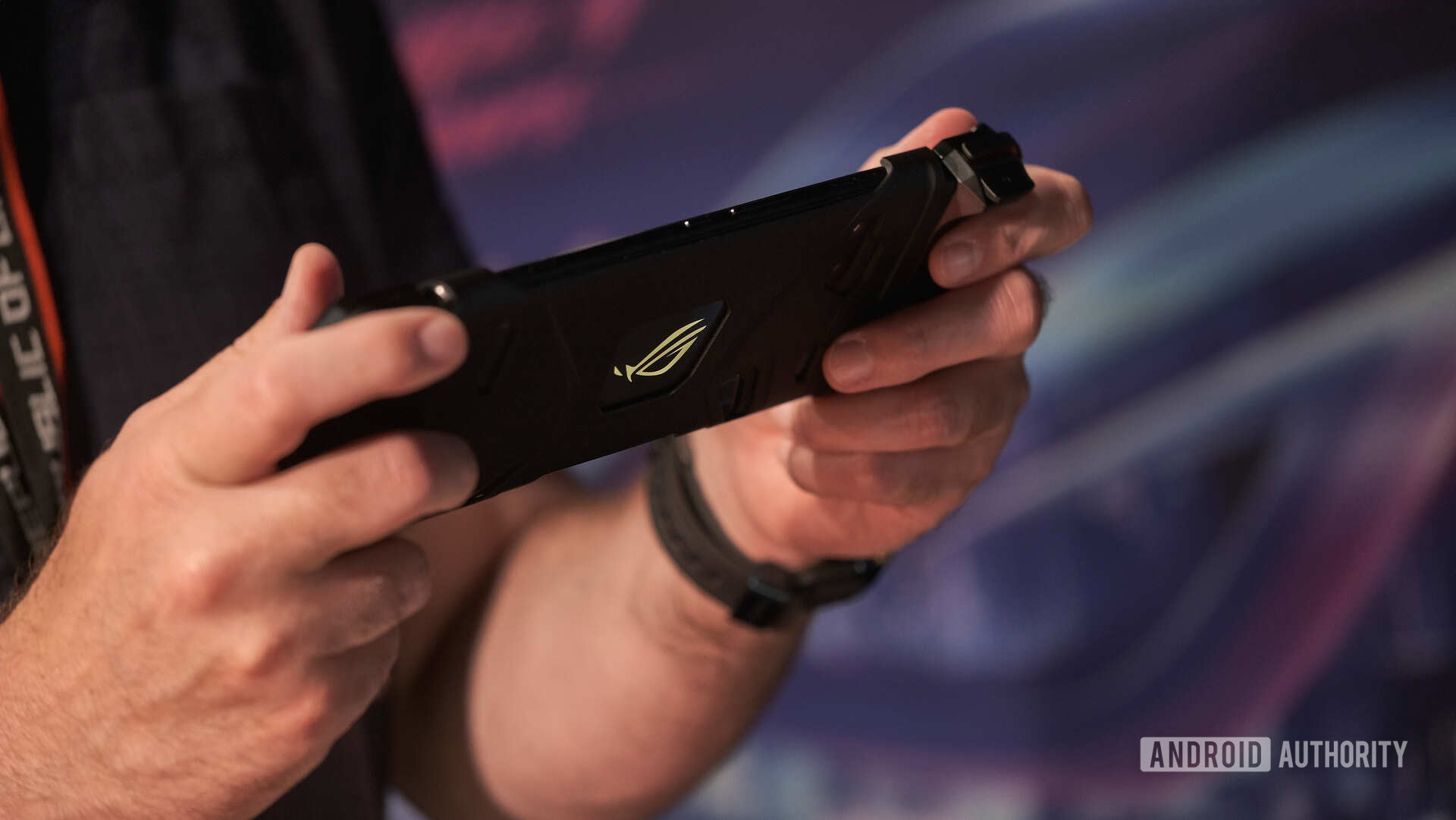 ASUS ROG Phone 2 gaming on Kunai gamepad adapter from behind