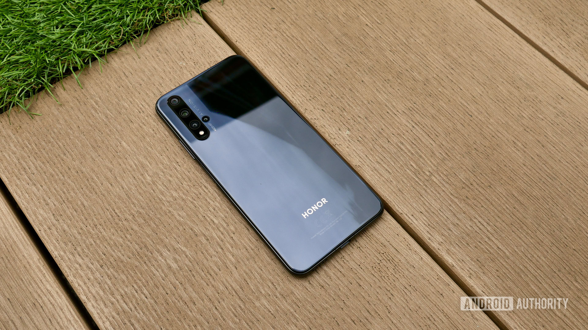 HONOR 20 rear