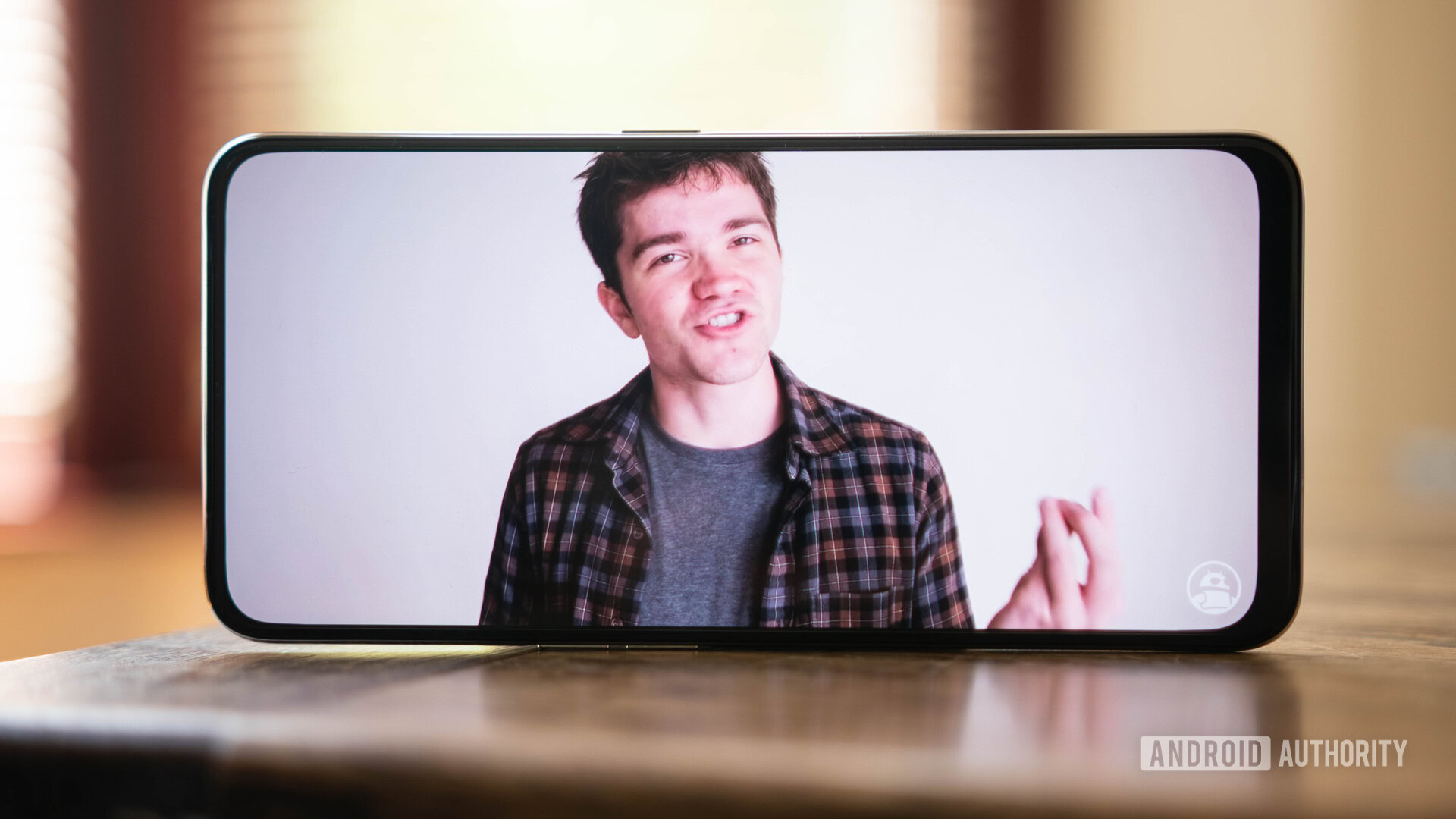 OPPO realme X - Display YouTube David