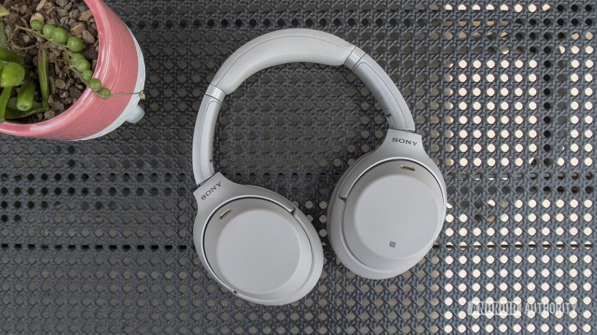 An image of the Sony WH-1000XM3 Wireless Noise-Canceling Headphones.