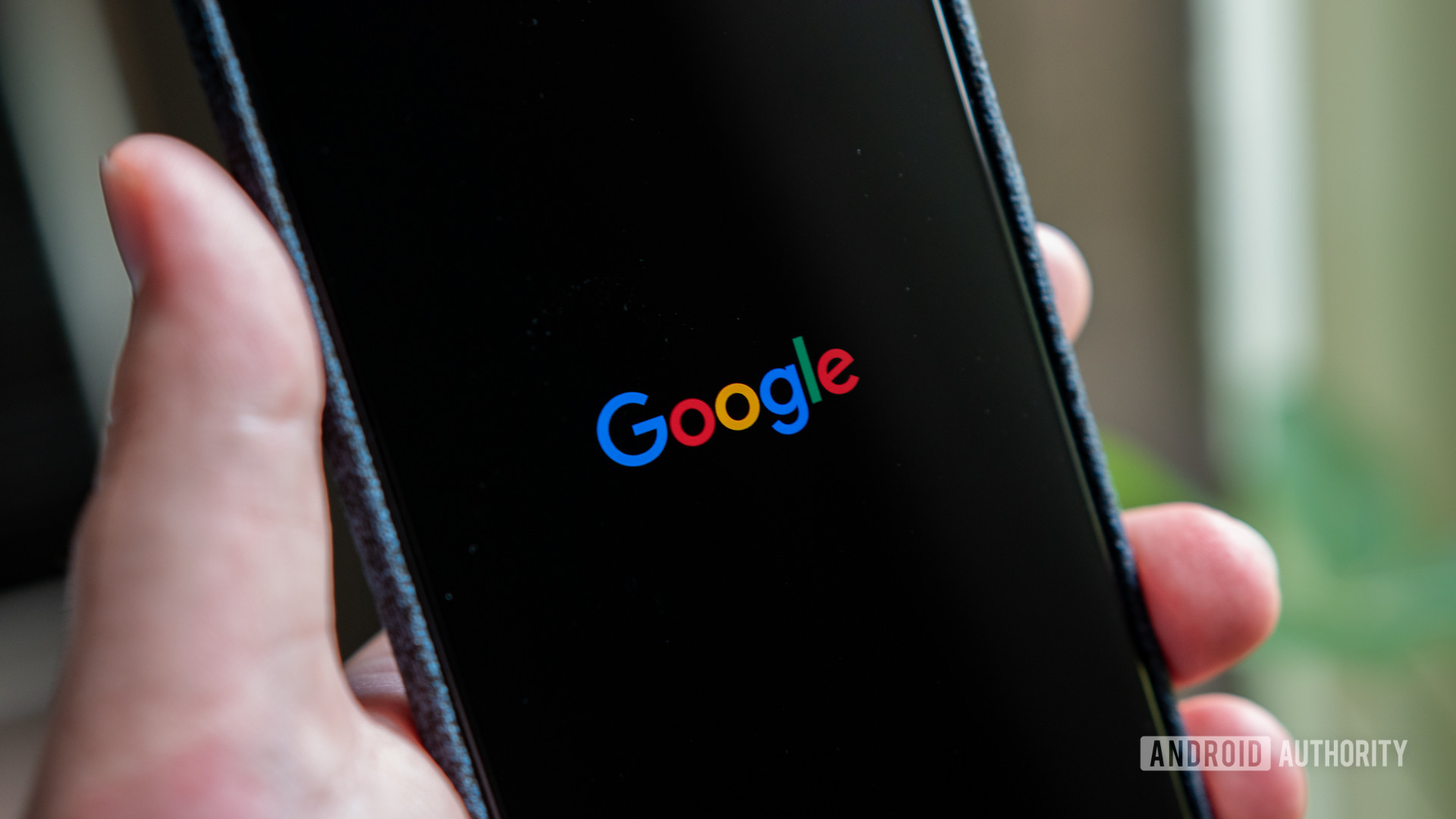 Google decade - logo on phone