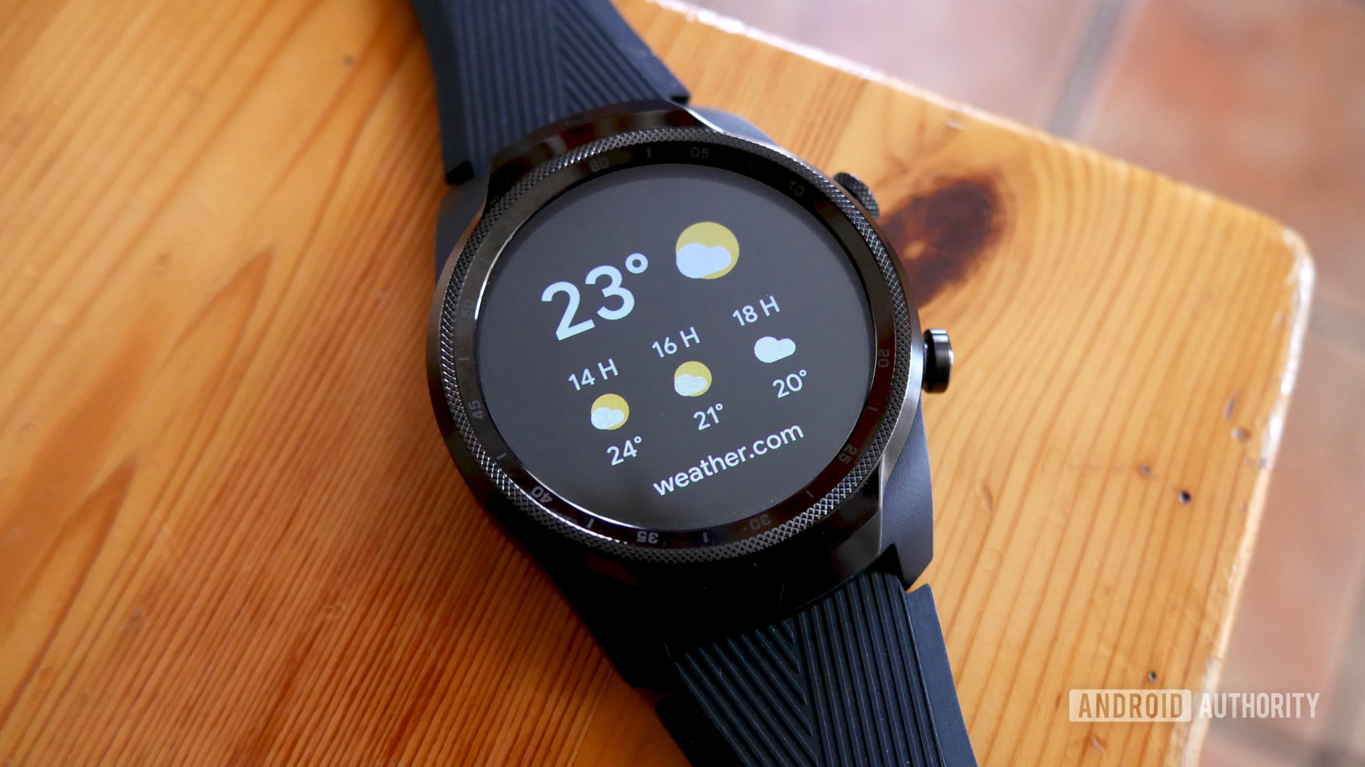 TicWatch Pro 4G/LTE Wear OS weather tile