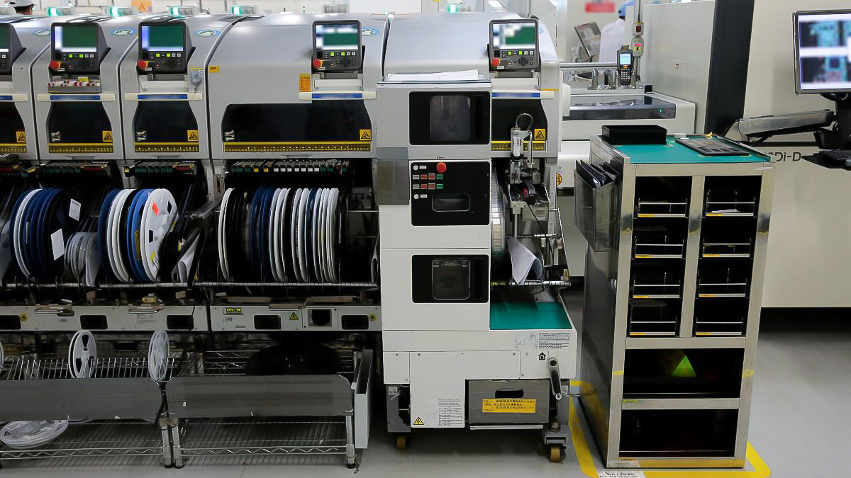 Huawei HQ P30 production line component reels 2