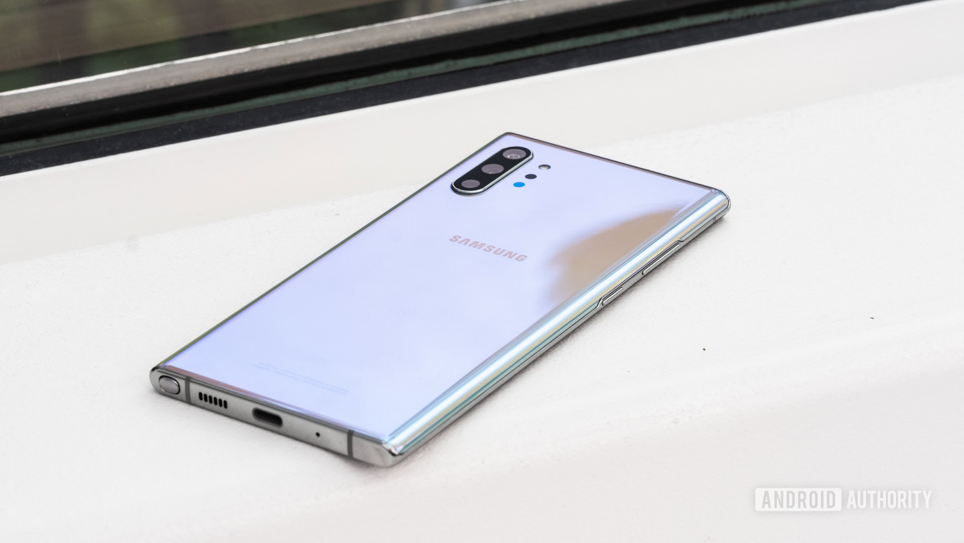 Samsung Galaxy Note 10 Plus back at angle