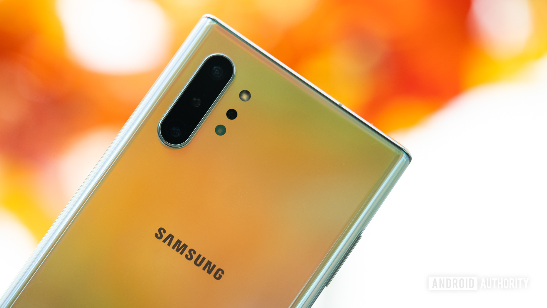 Samsung Galaxy Note 10 Plus back cameras and logo 1