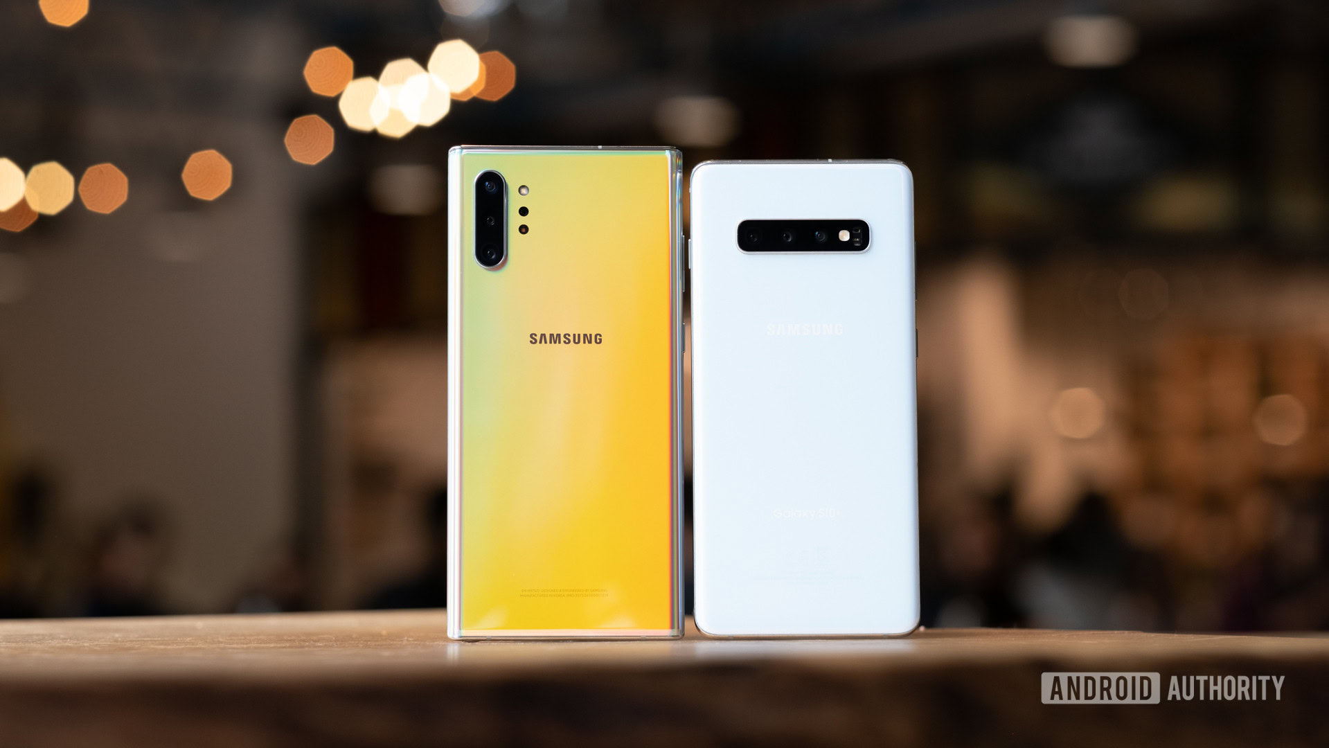 Samsung Galaxy Note 10 Plus back vs Samsung Galaxy S10 Plus