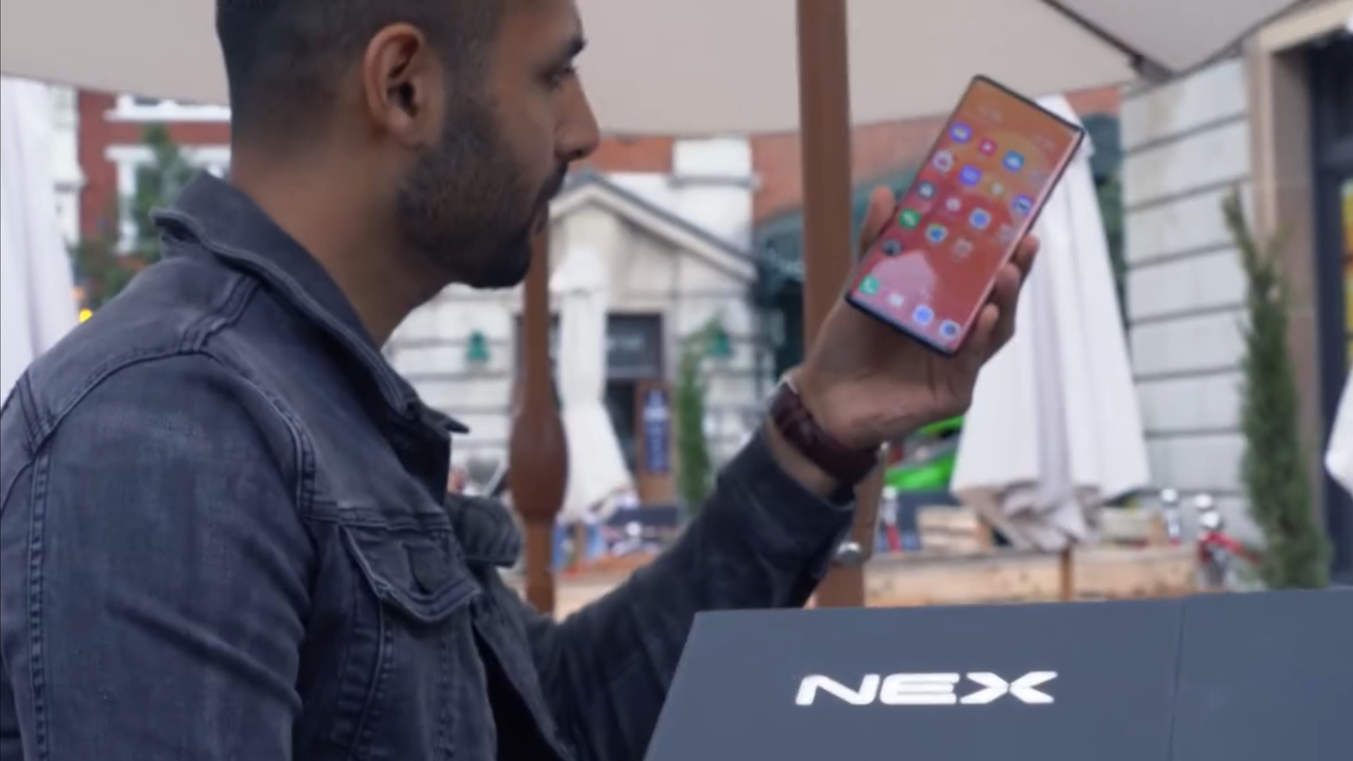 Vivo Nex 3 official video still showing all-screen display.
