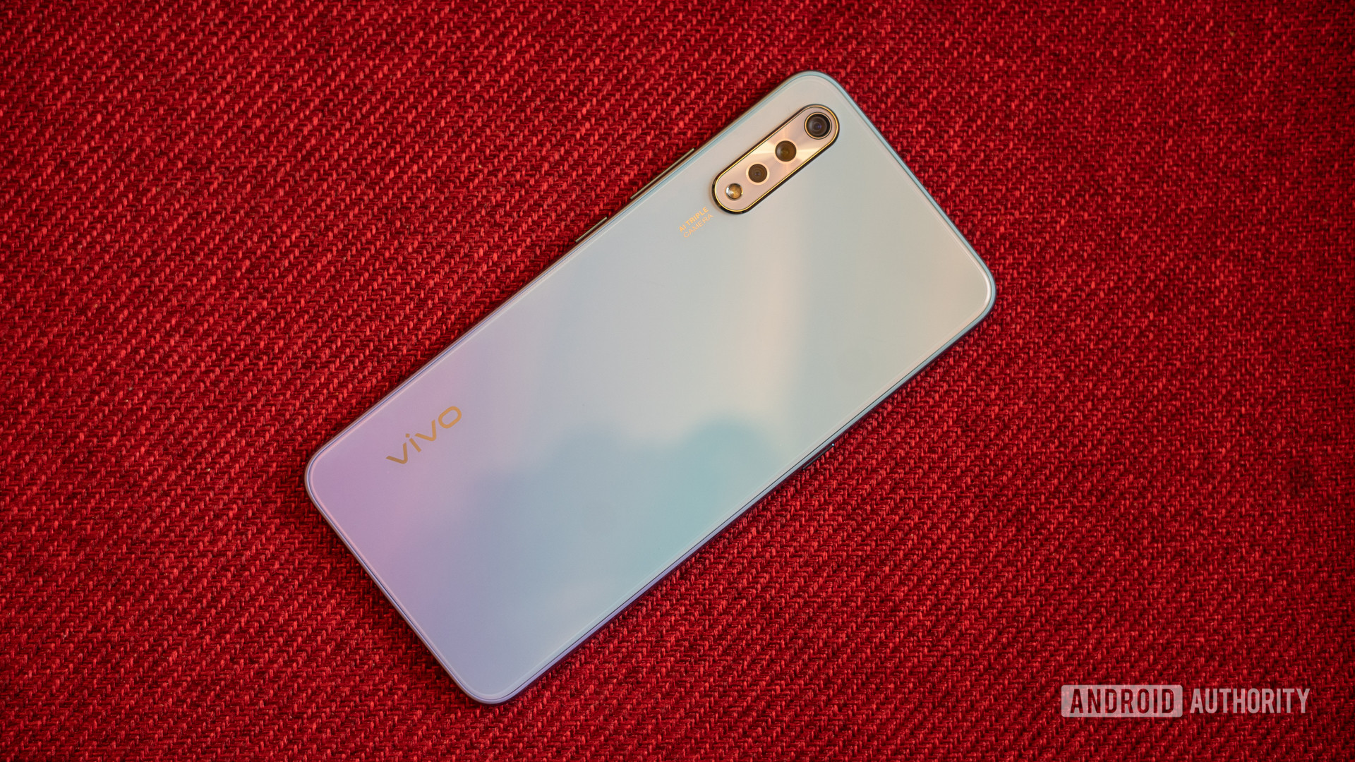 vivo S1 back of the phone