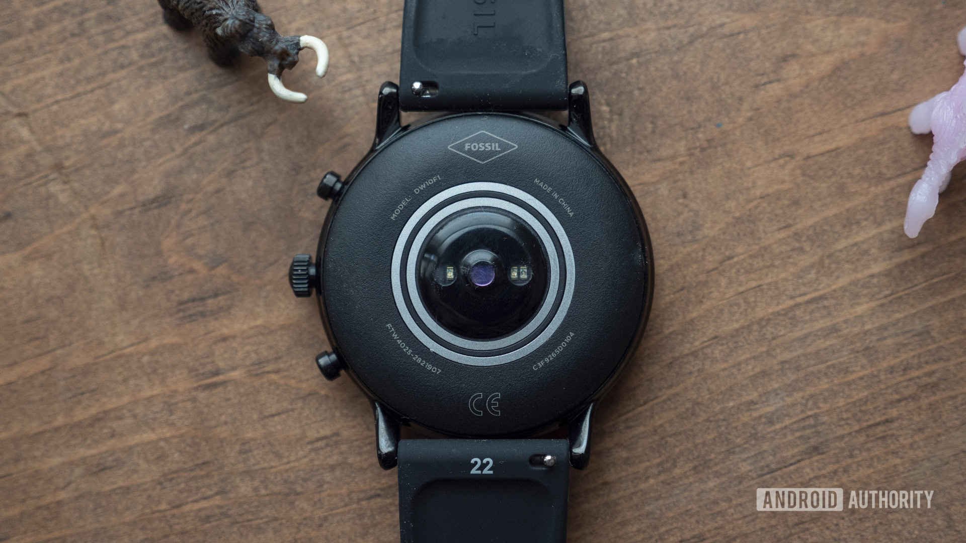 fossil gen 5 smartwatch review heart rate sensor 2