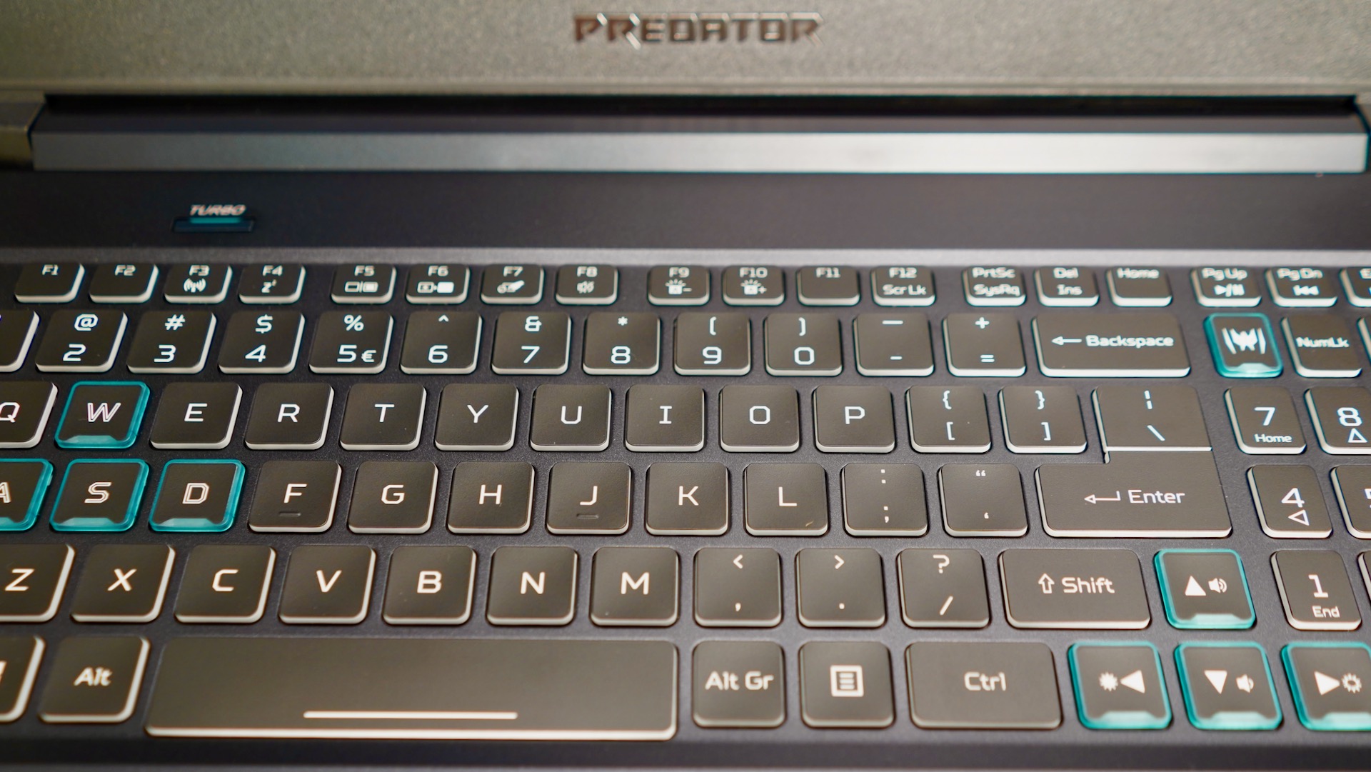Acer Predator Triton 300 keyboard