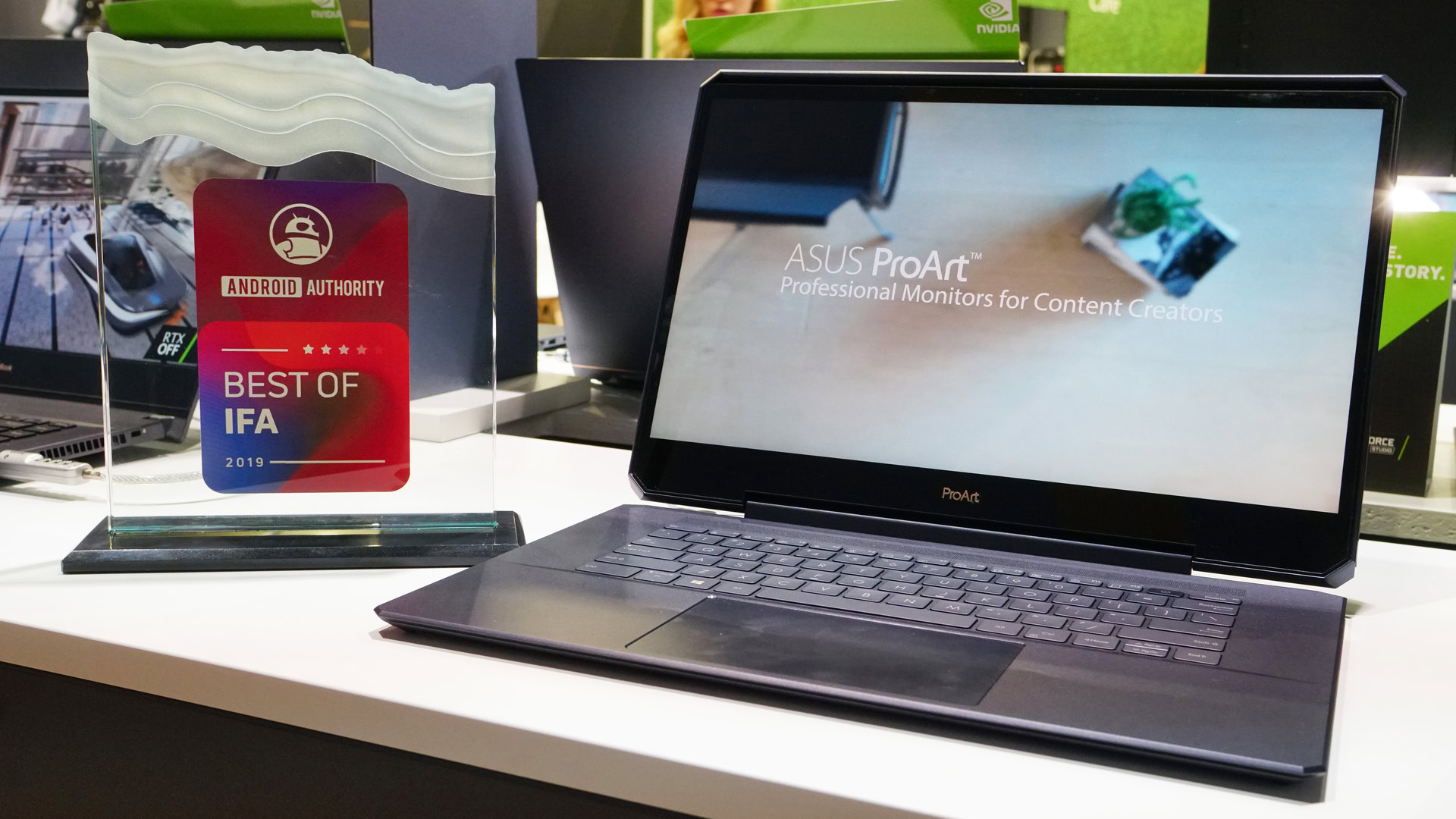 ASUS ProArt Studiobook One Best of IFA award winner