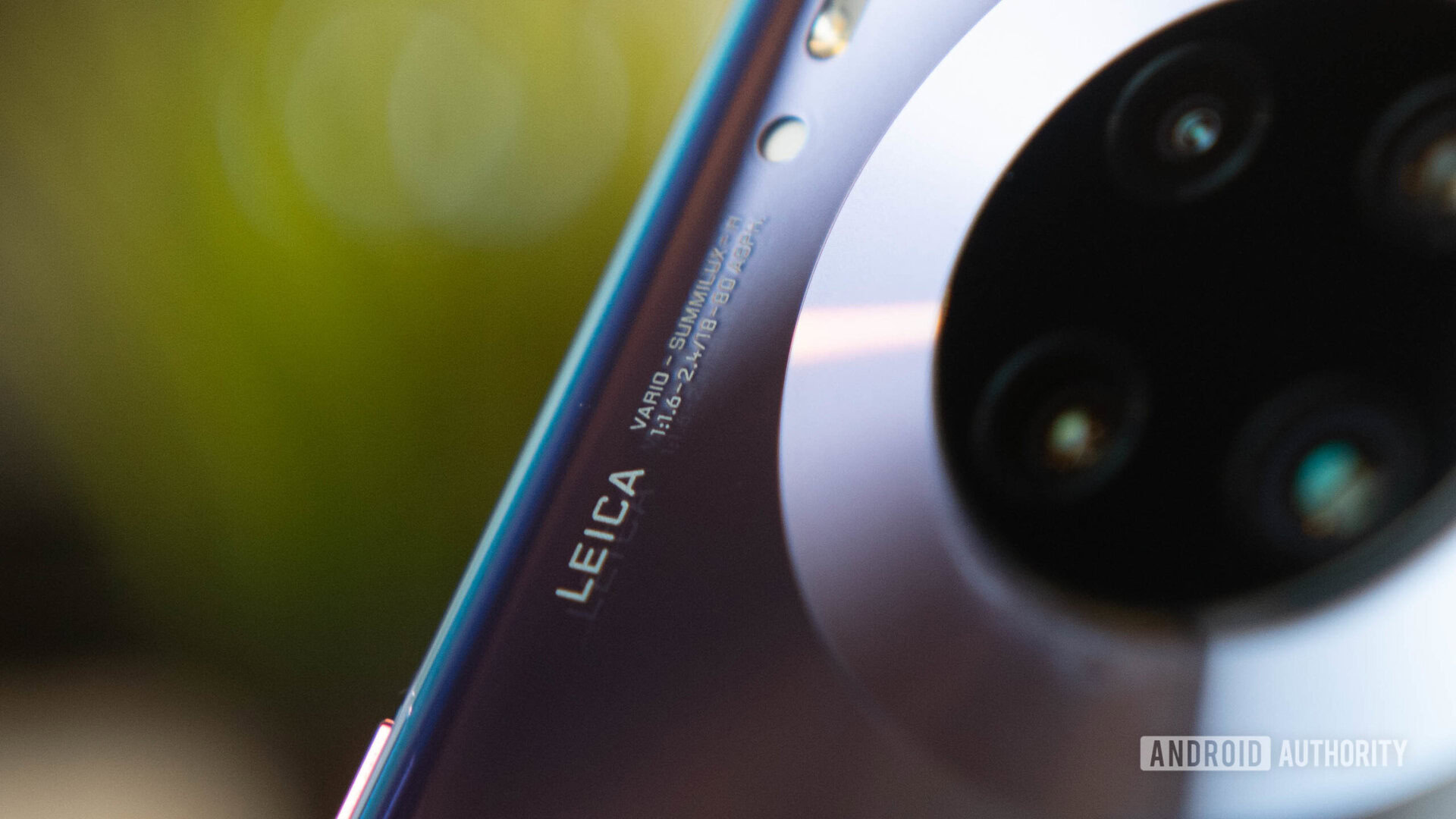 HUAWEI Mate 30 Pro Leica camera branding