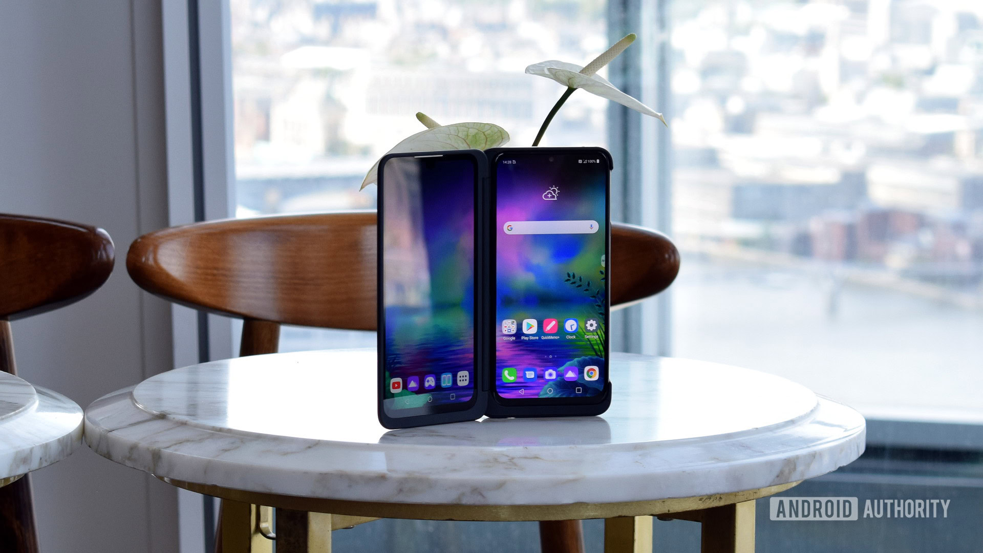 LG G8X ThinQ Dual Panel 1