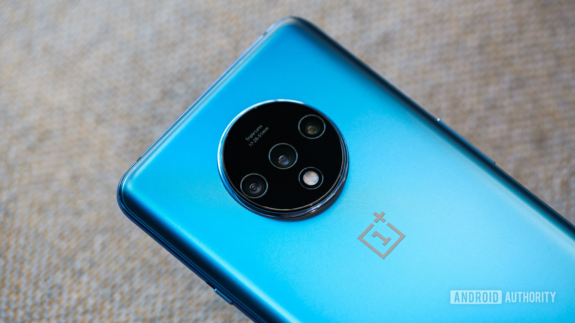 OnePlus 7T camera macro 1