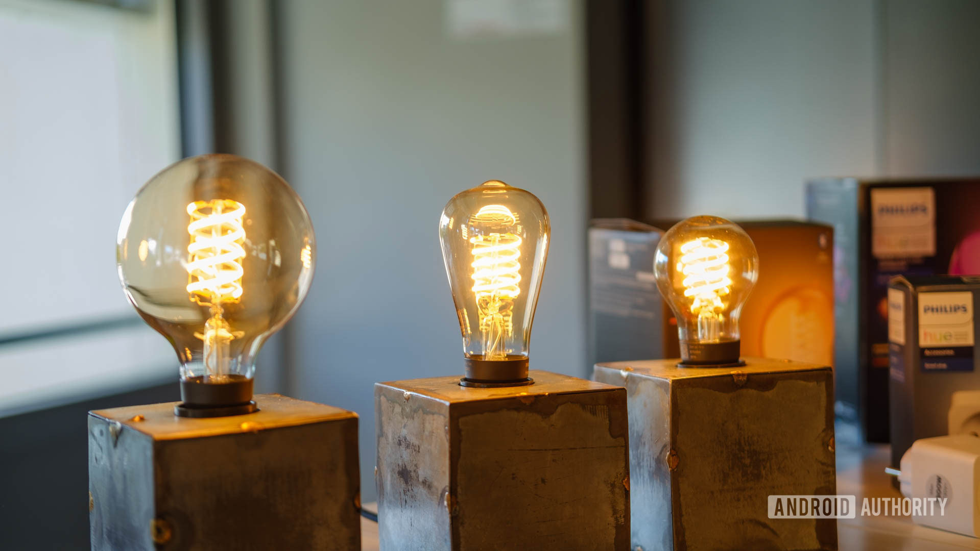 Philips Hue Filament Bulbs all sizes closeup 1