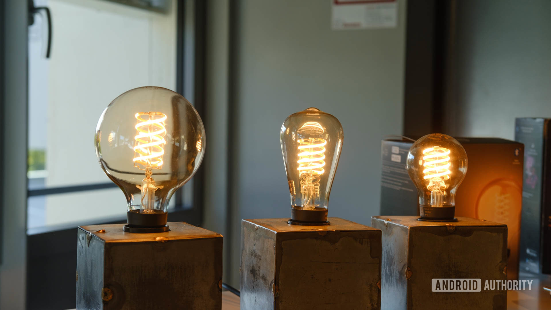 Philips Hue Filament Bulbs all sizes closeup 2