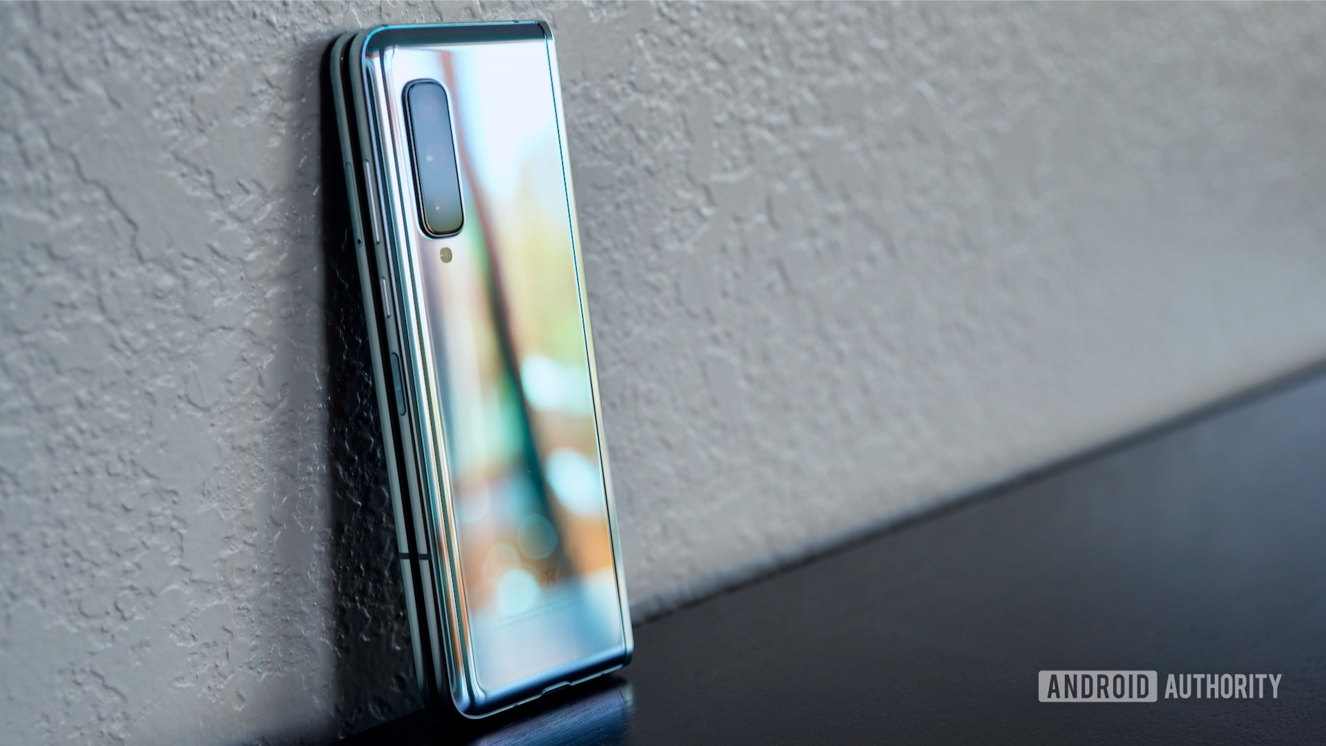Samsung Galaxy Fold Review reflections
