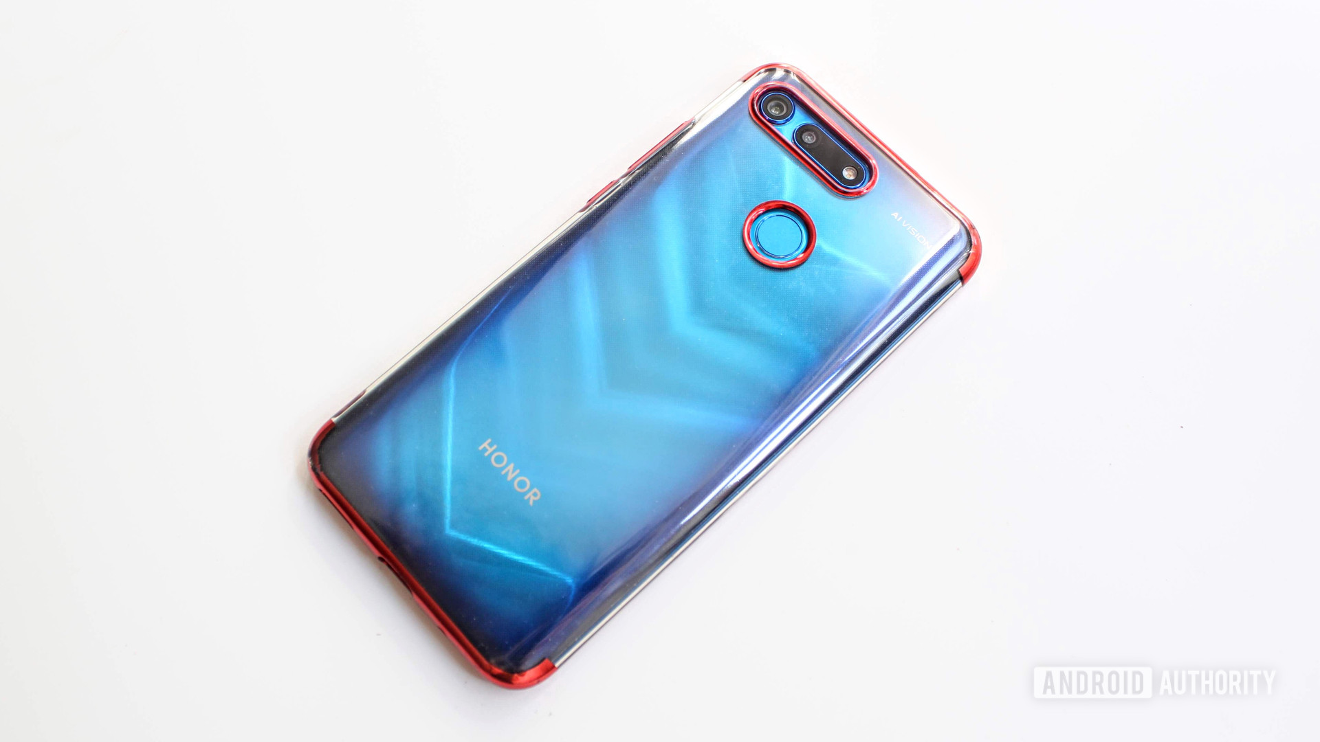 honor view 20 in a red case on a white table