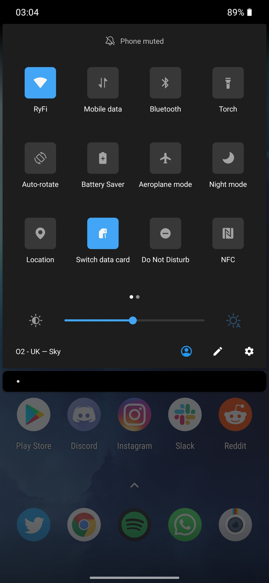 OnePlus 7T Pro Screenshot of quick settings menu