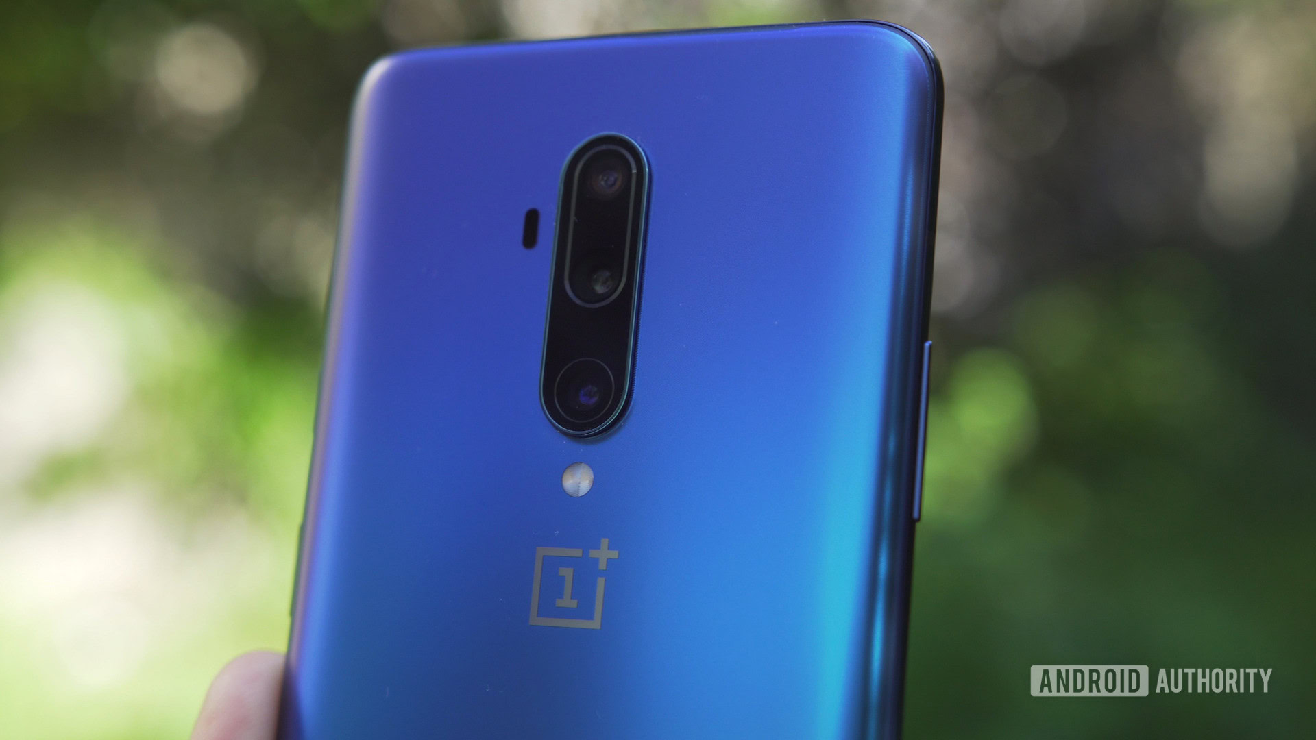 OnePlus 7T Pro camera close up