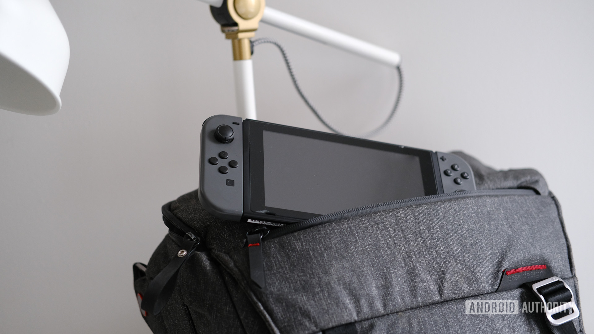 Peak Design Everyday Sling 10L with Nintendo Switch popping out 3