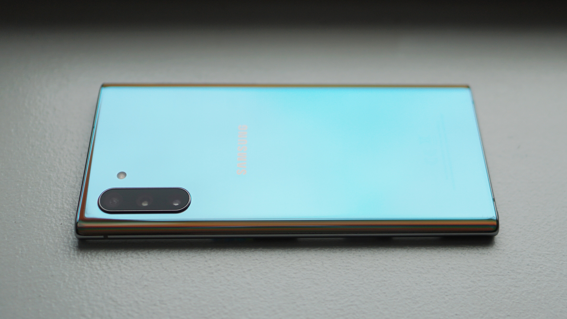 Samsung Galaxy Note 10 back glass landscape