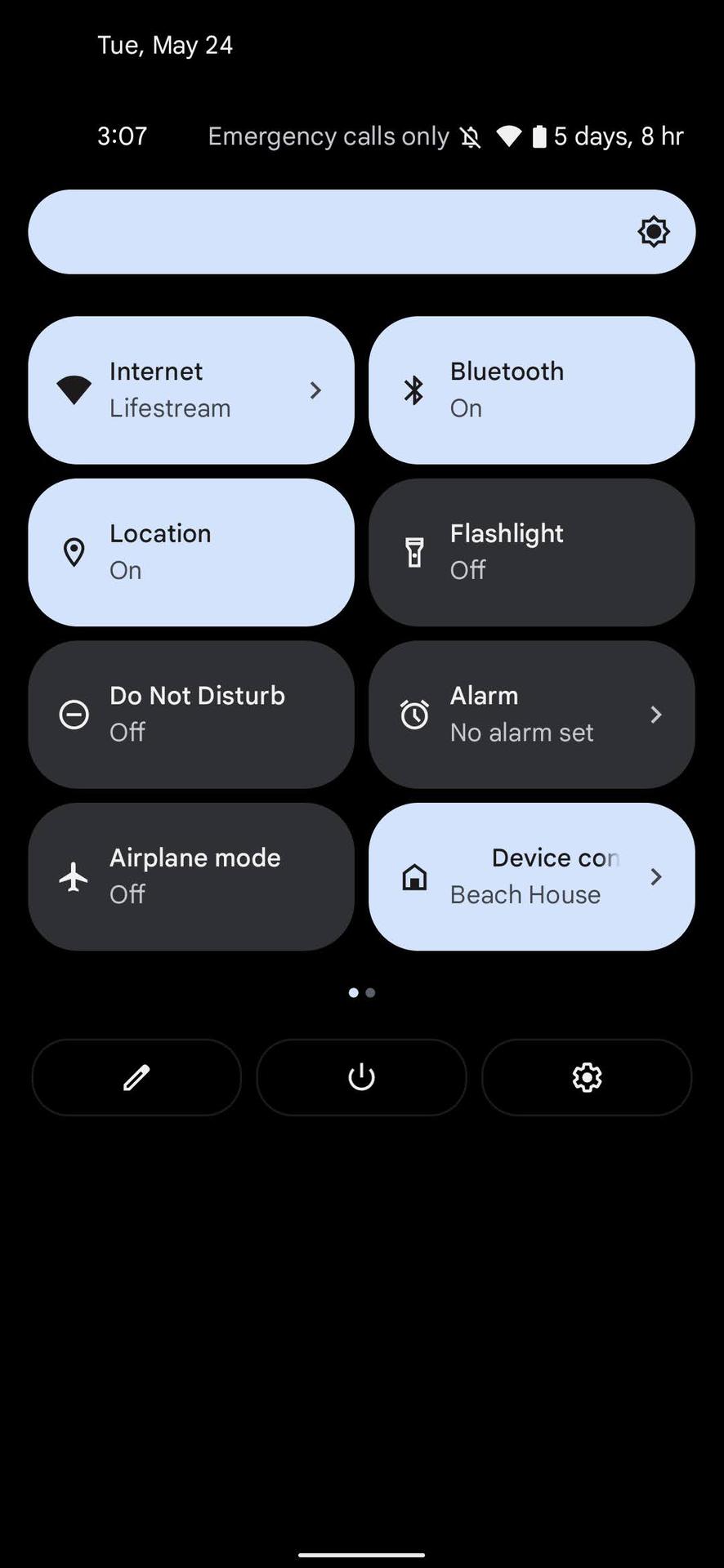 Turn off GPS using notification quick toggles 1