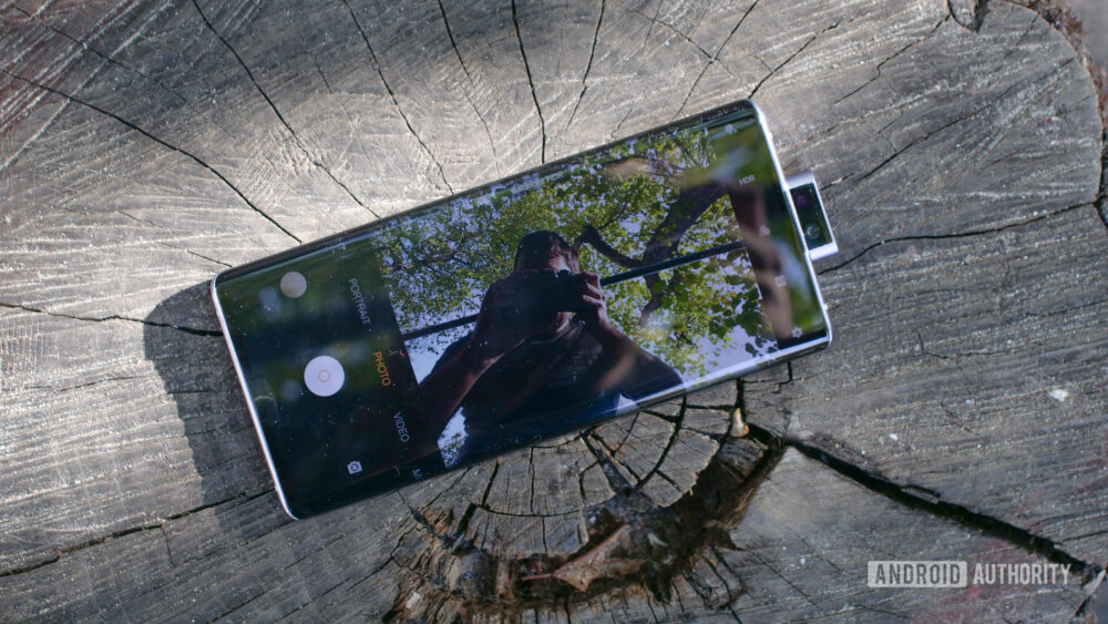 Mobile Rear Camera Pop Out I really miss phones with pop-up selfie cameras - Android Authority