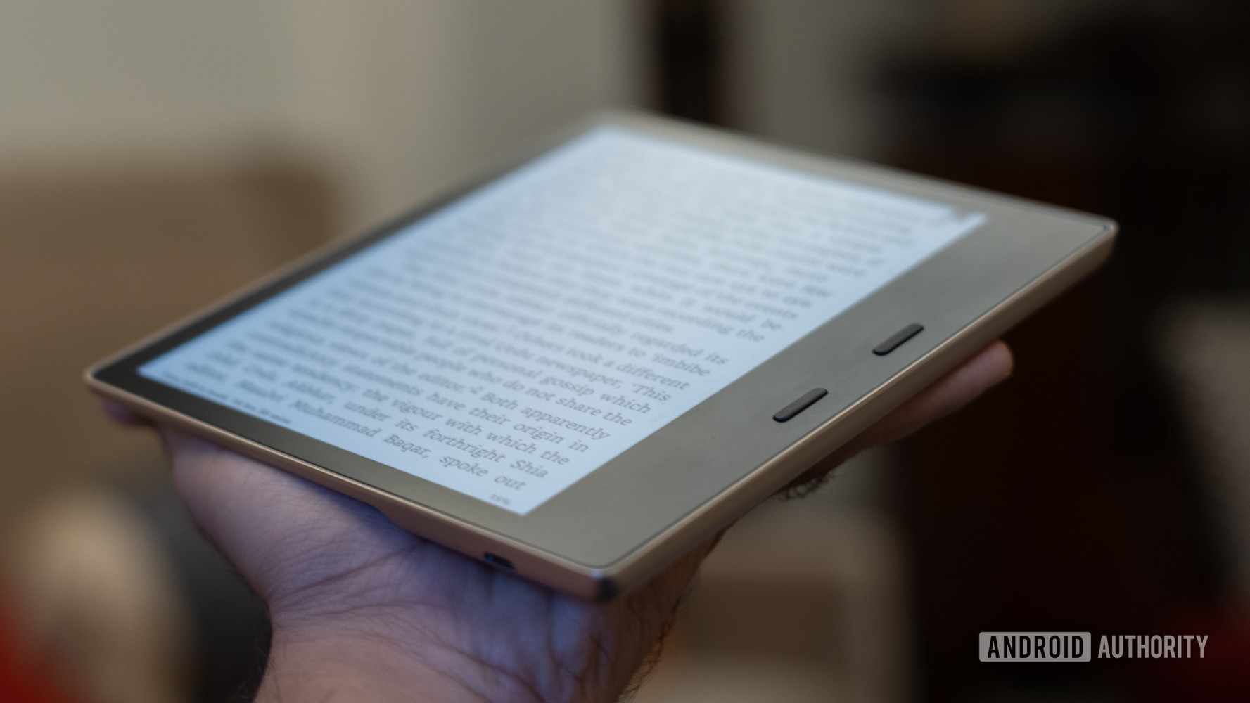 Amazon Kindle Oasis with page turn buttons