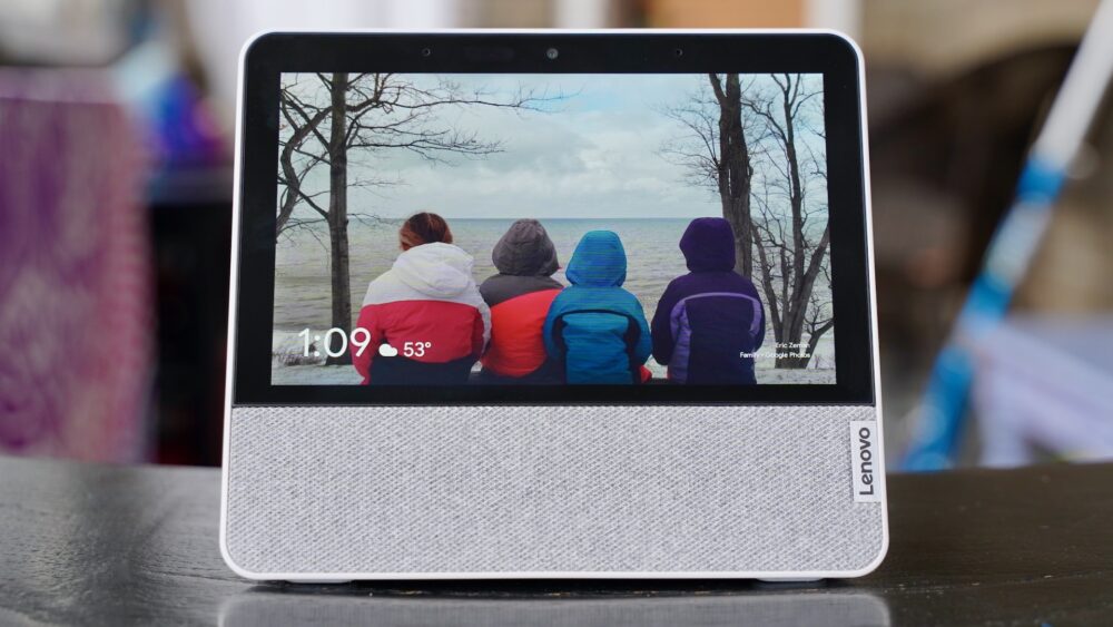 Lenovo Smart Display 7 review: Just right