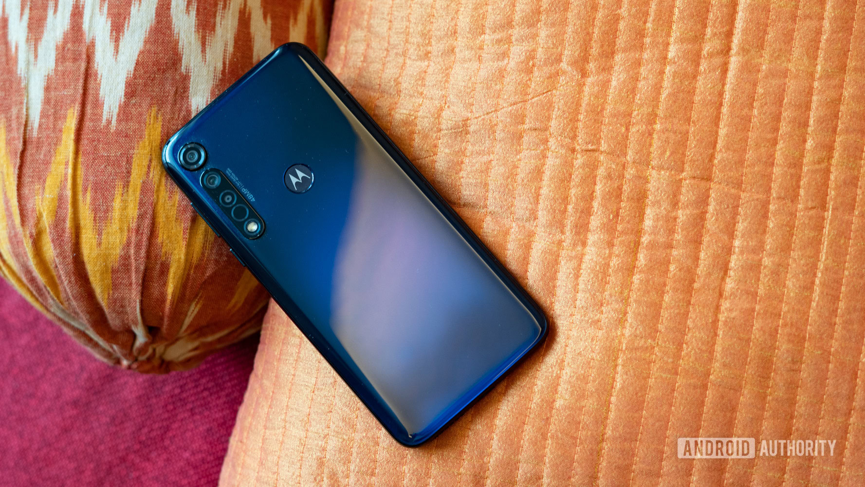 Moto G8 Plus profile show with rear gradient