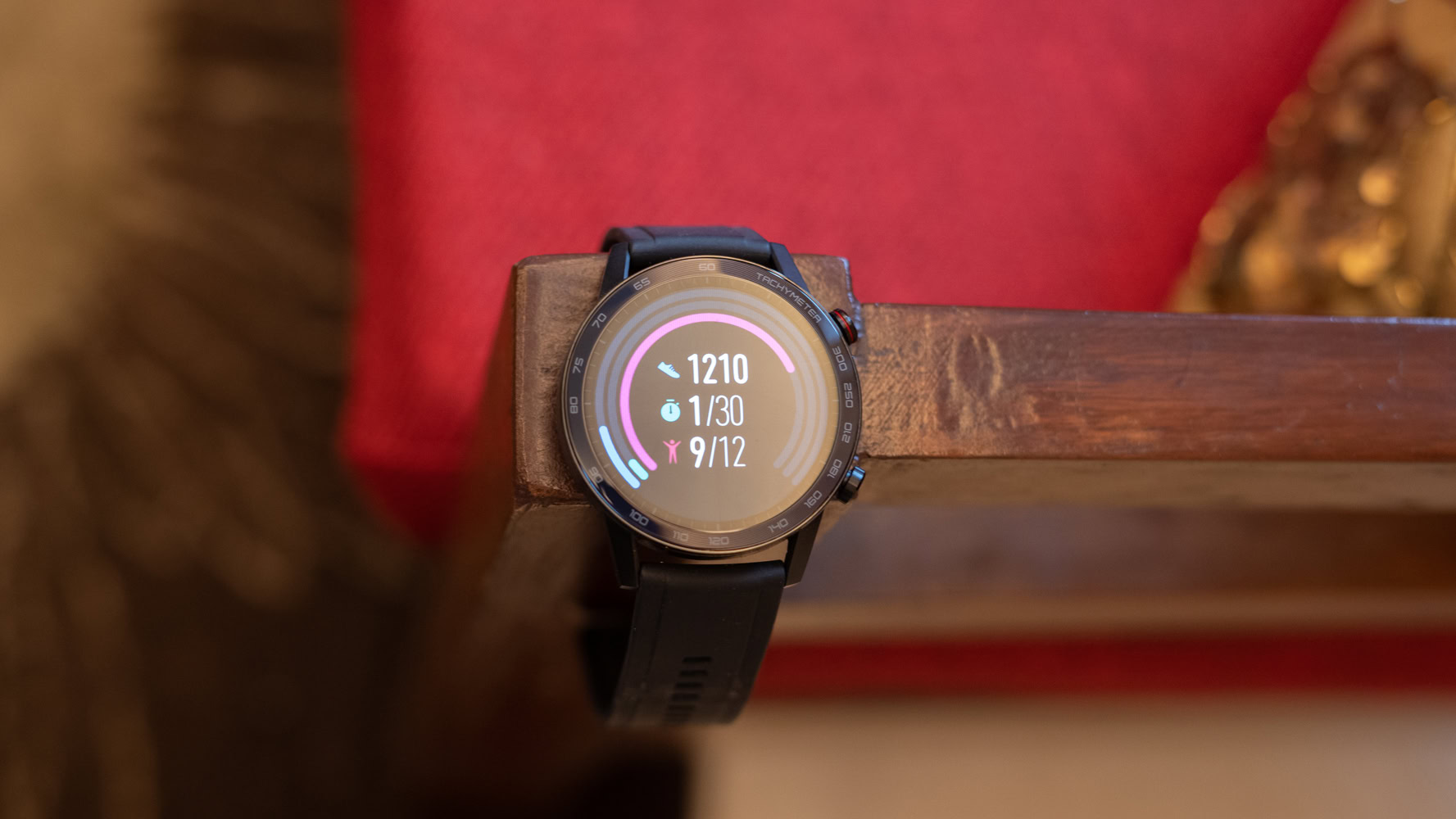 HONOR Watch Magic 2 showing activity rings