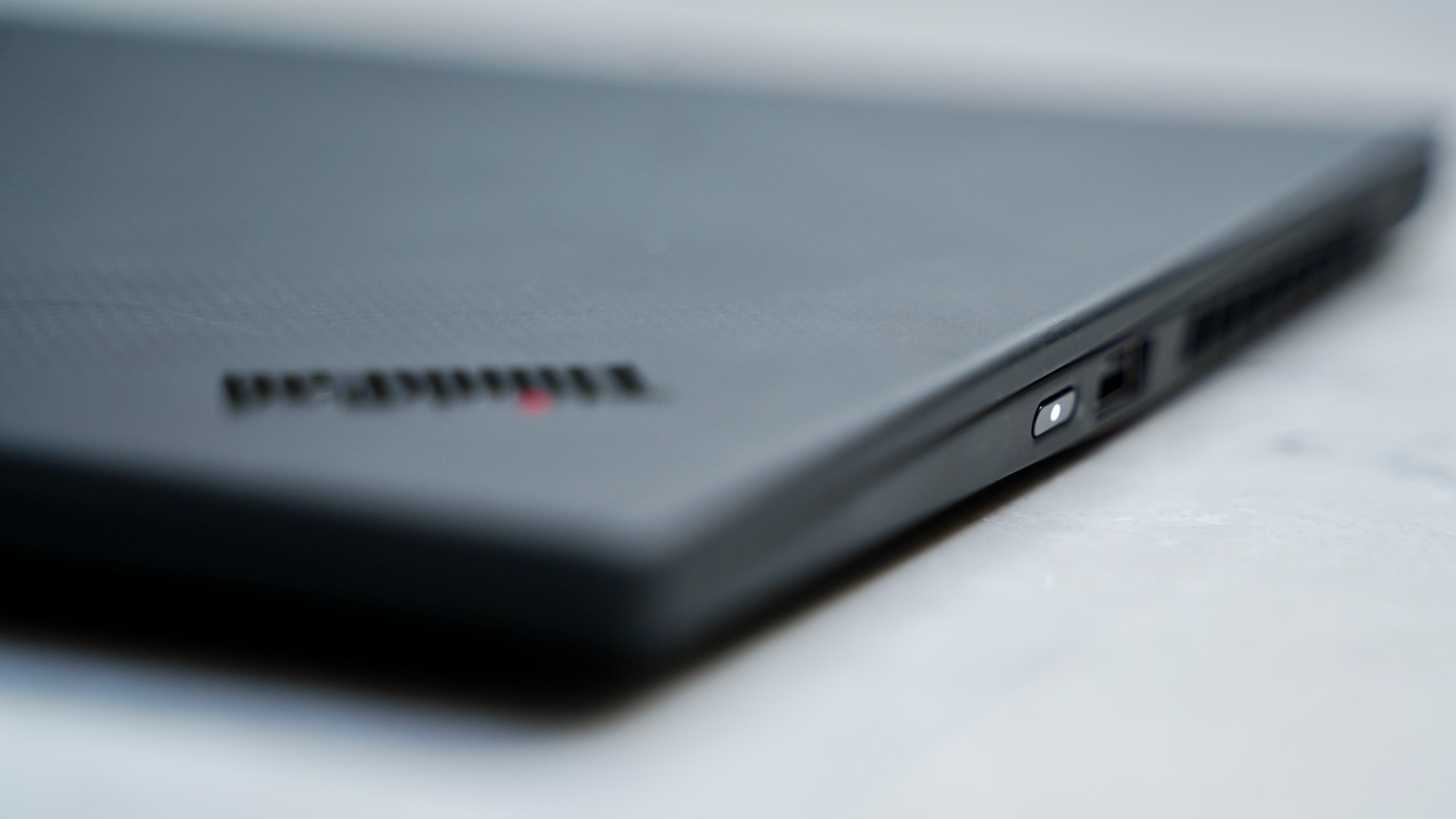 Lenovo ThinkPad X1 Carbon review front corner