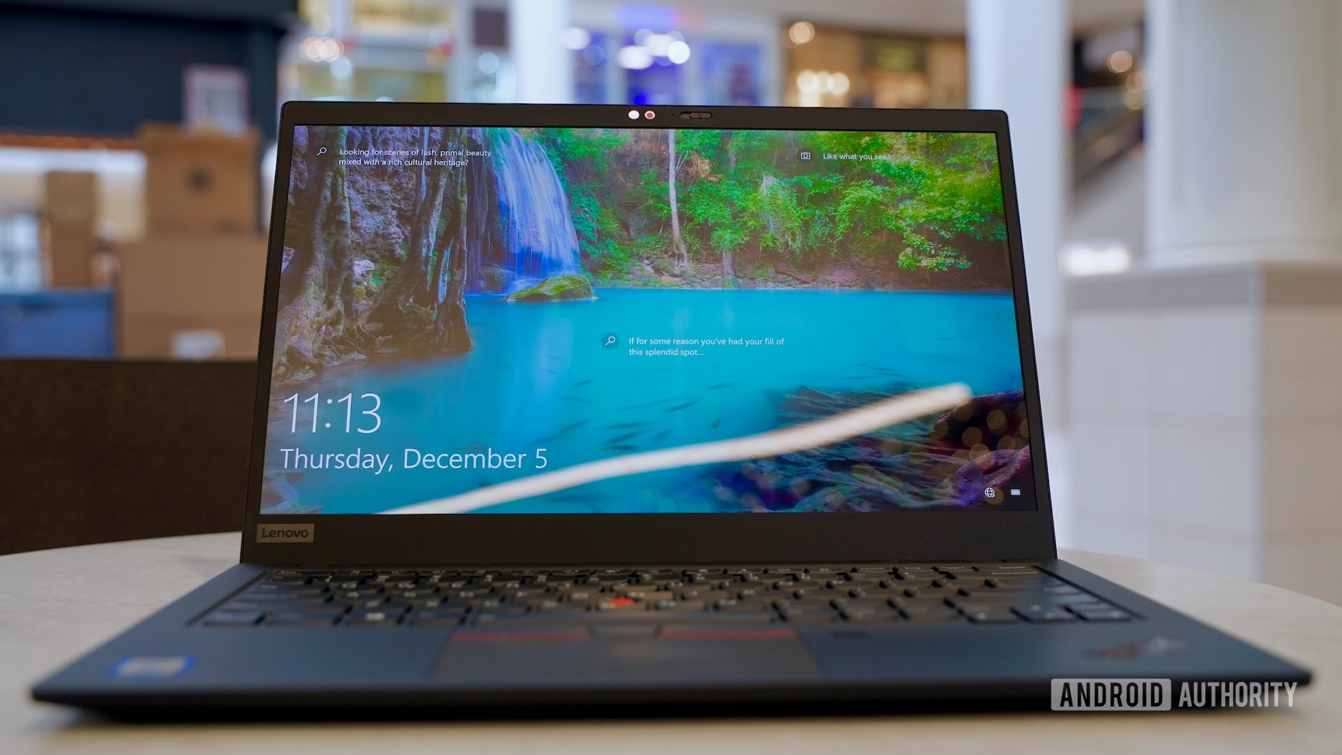 Lenovo ThinkPad X1 Carbon review straight on view